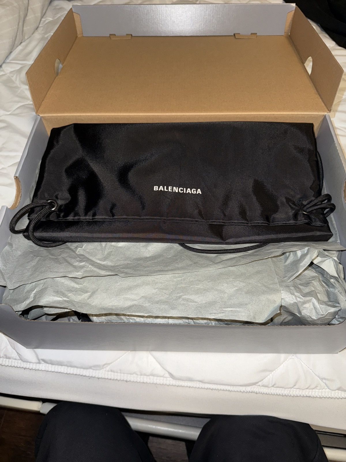 Balenciaga Balenciaga Runner Sneaker | White/Black Size US 6 / EU 39 - 7 Thumbnail