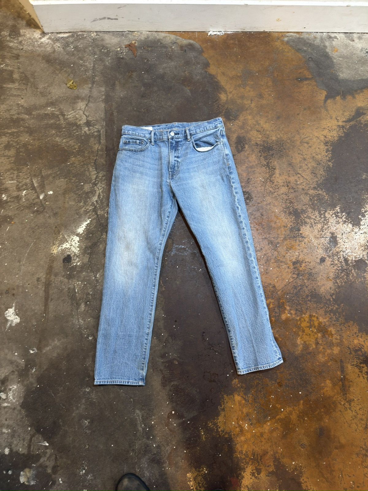 Gap Light Wash Gap Jeans Size US 32 / EU 48 - 1 Thumbnail