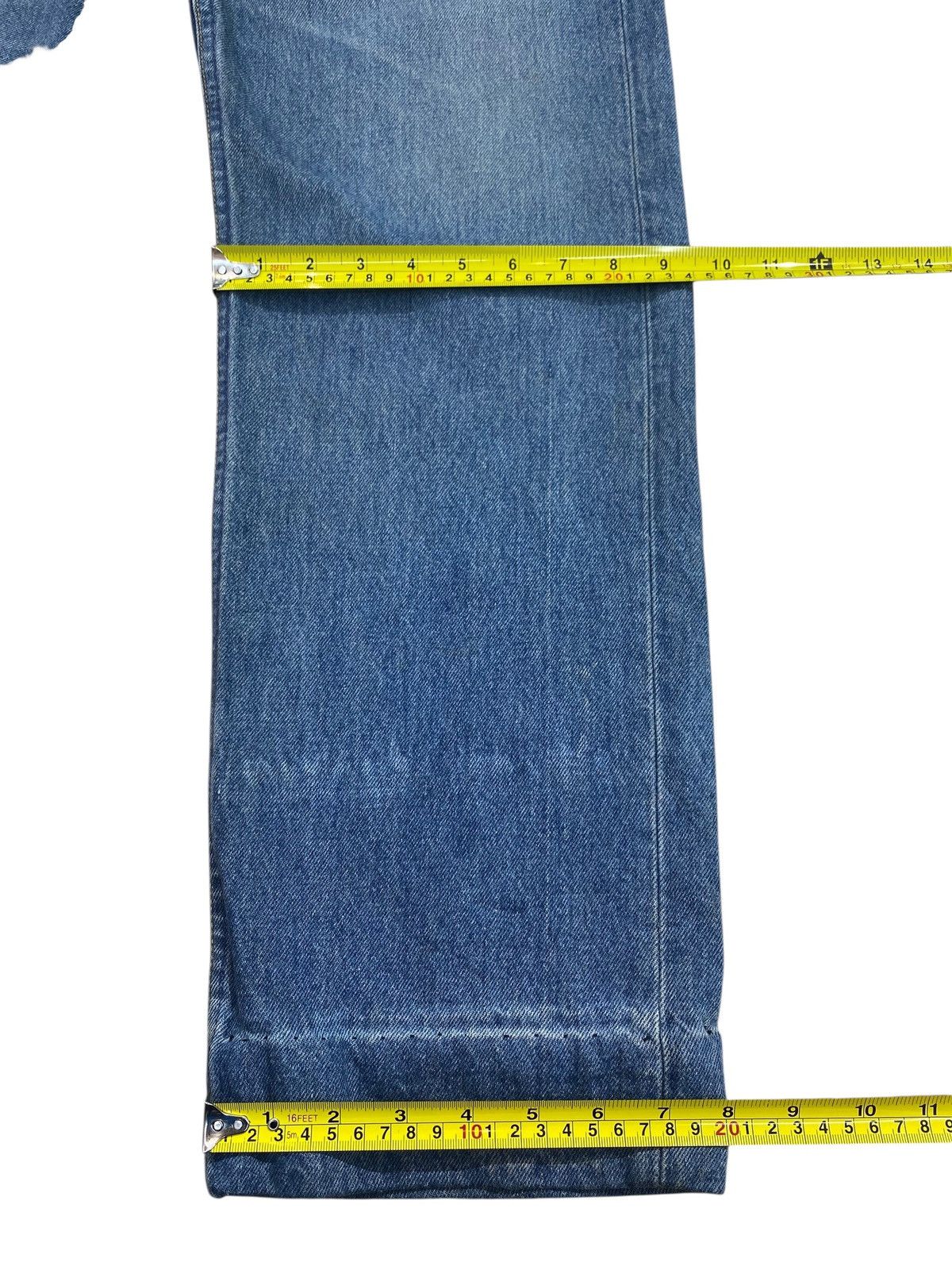 Levi's Vintage 501 Levi’s Medium Blue Wash Style Loose Jeans Size US 33 - 11 Thumbnail