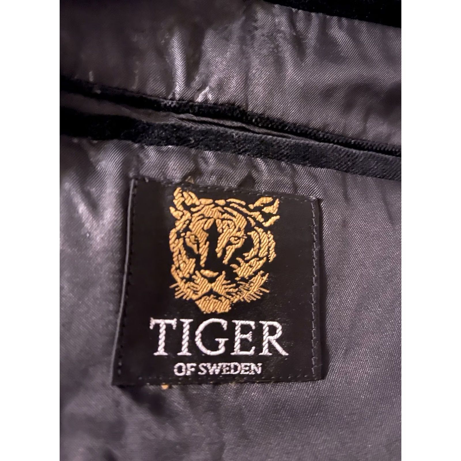 Tiger of Sweden Tiger of Sweden Black Velvet Cotton Velour Blazer Jacket Coat Men's 40R Size 40R - 5 Thumbnail