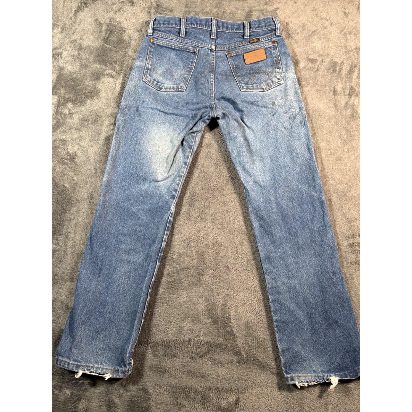 VINTAGE Wrangler Cowboy Cut 13MWZ Jeans Men 32x30 Bootcut Denim Western Distressed Blue