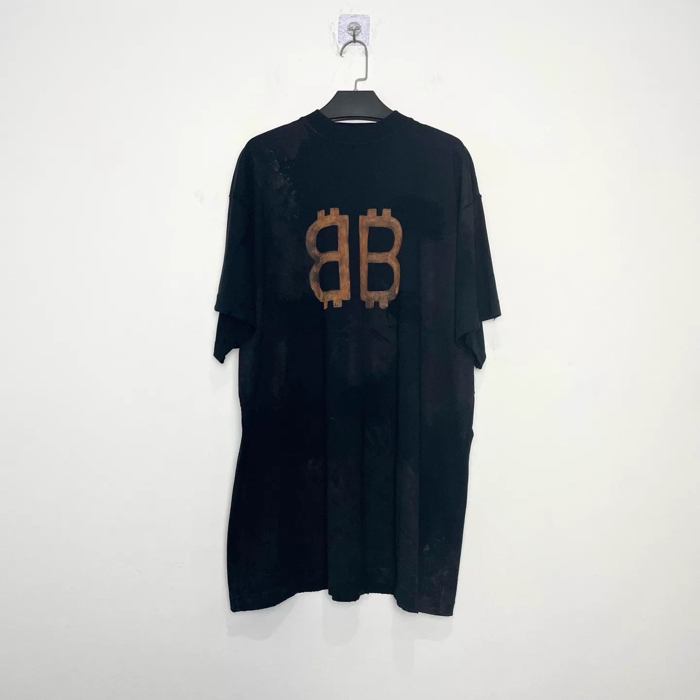 Balenciaga Balenciaga Black BB Bitcoin Mud Dyed T-Shirt Size1 Size S / US 4 / IT 40 - 1 Thumbnail