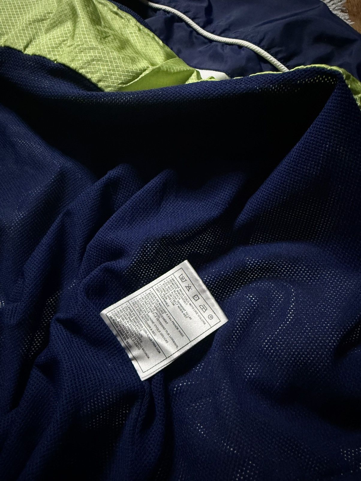Nike 90s Nike Rare Jacket Big Logo Vintage Drill Streetwear Shox Size US M / EU 48-50 / 2 - 12 Thumbnail