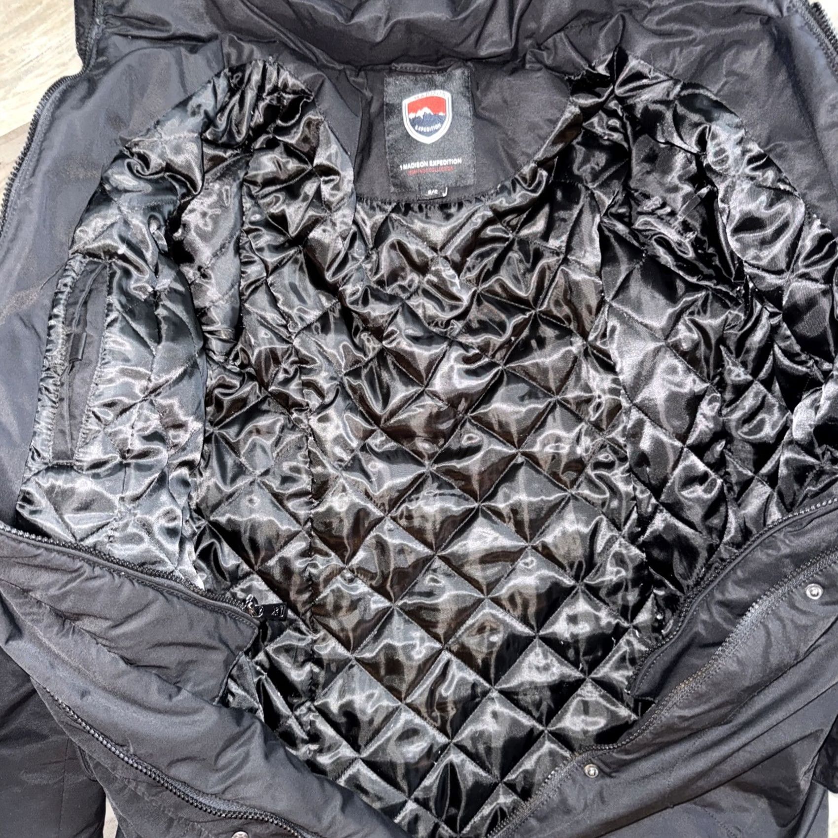Madison VINTAGE 1 Madison Expedition Women's Insulated Hooded Parka Long Coat Jacket Sz Small Black Wool? Not given Size S / US 4 / IT 40 - 6 Thumbnail