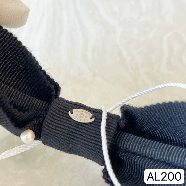 Chanel black bow pearl hairband from Chanel Size ONE SIZE - 8 Thumbnail