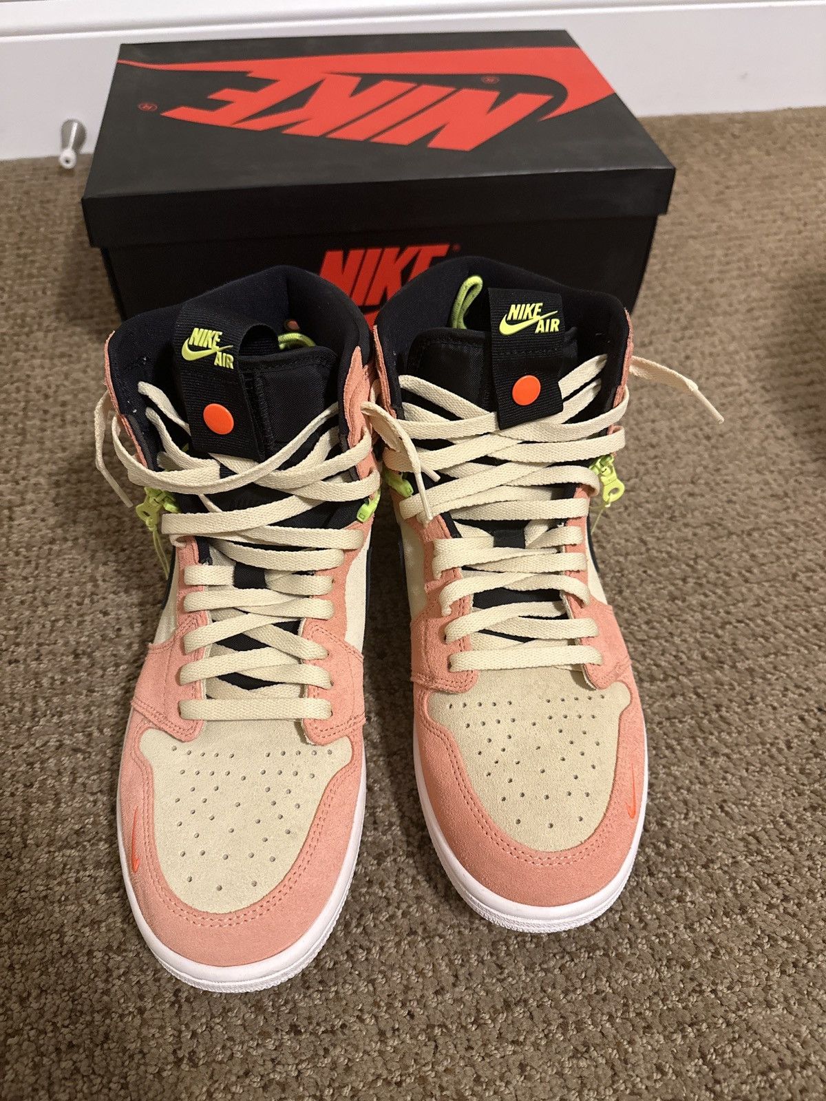 Nike Jordan 1 High Switch Size US 10.5 / EU 43-44 - 3 Thumbnail