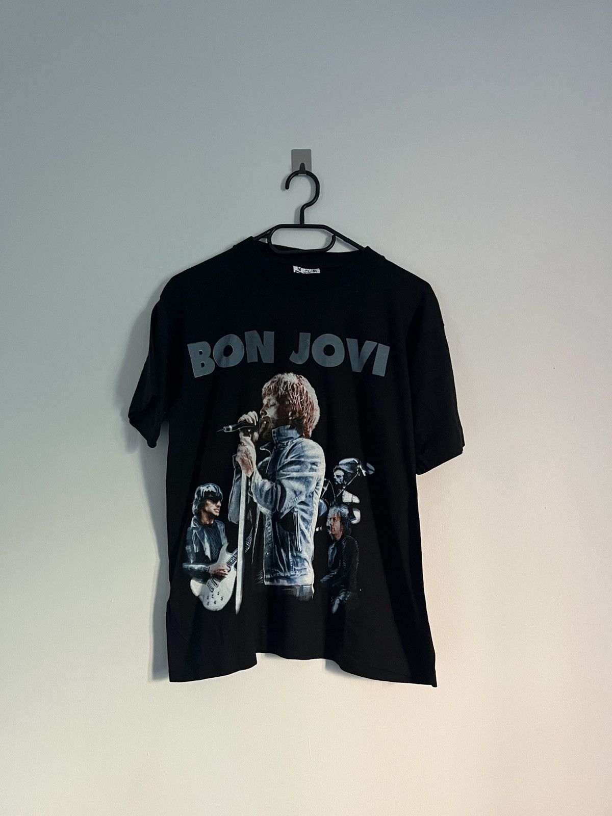 Vintage Bon Jovi t-shirt one wild night 2001 single stitch