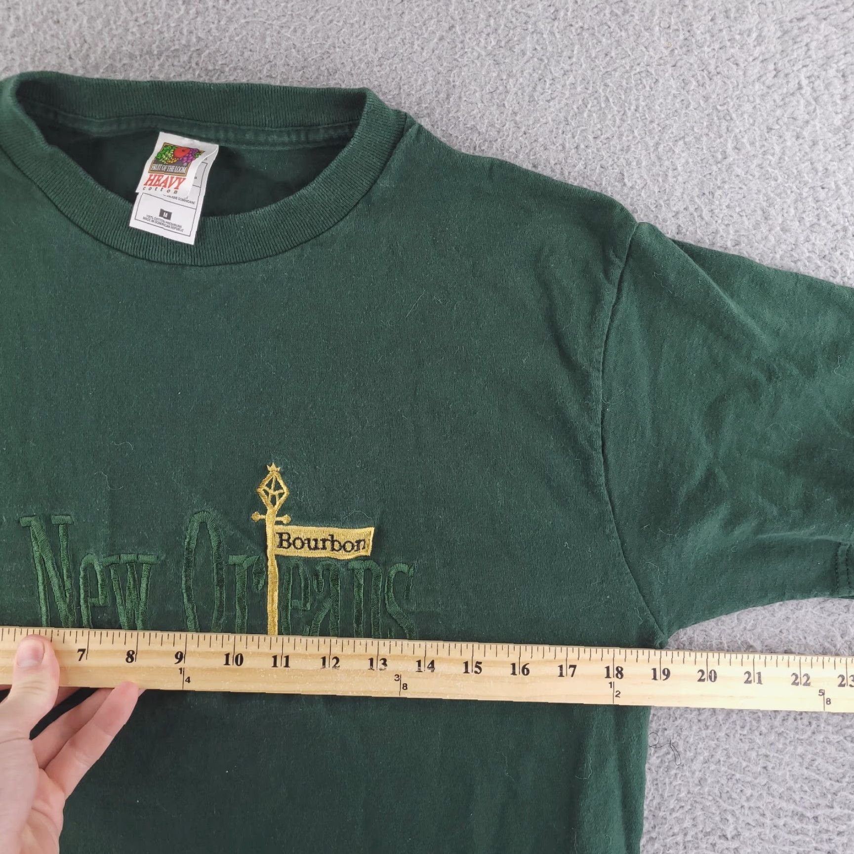 Fruit Of The Loom VINTAGE Fruit of the Loom Shirt Mens M Green Short Sleeve T-Shirt 90s New Orleans French Quarter Size US M / EU 48-50 / 2 - 4 Thumbnail