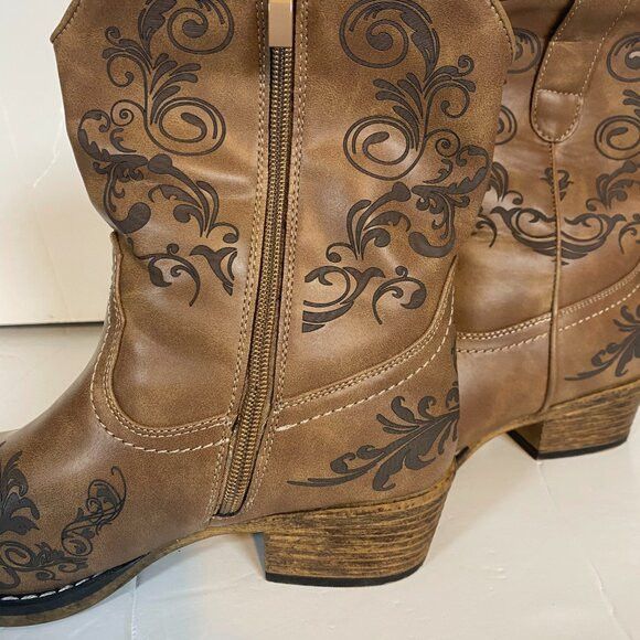Other Dream Pairs Brown Western Women’s Cowgirl Ankle Boots Size 6 Size US 6 / IT 36 - 5 Thumbnail