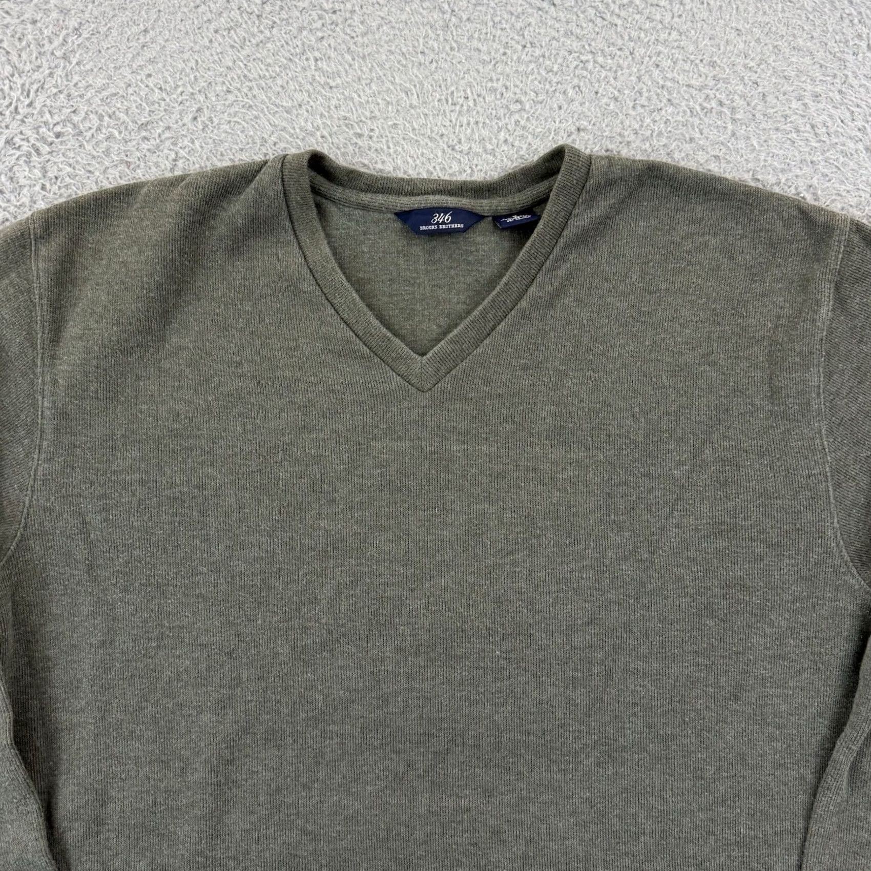 Brooks Brothers VINTAGE Brooks Brothers 346 Sweater Mens Medium Green V-Neck Long Sleeve Preppy Shirt Size US M / EU 48-50 / 2 - 3 Thumbnail
