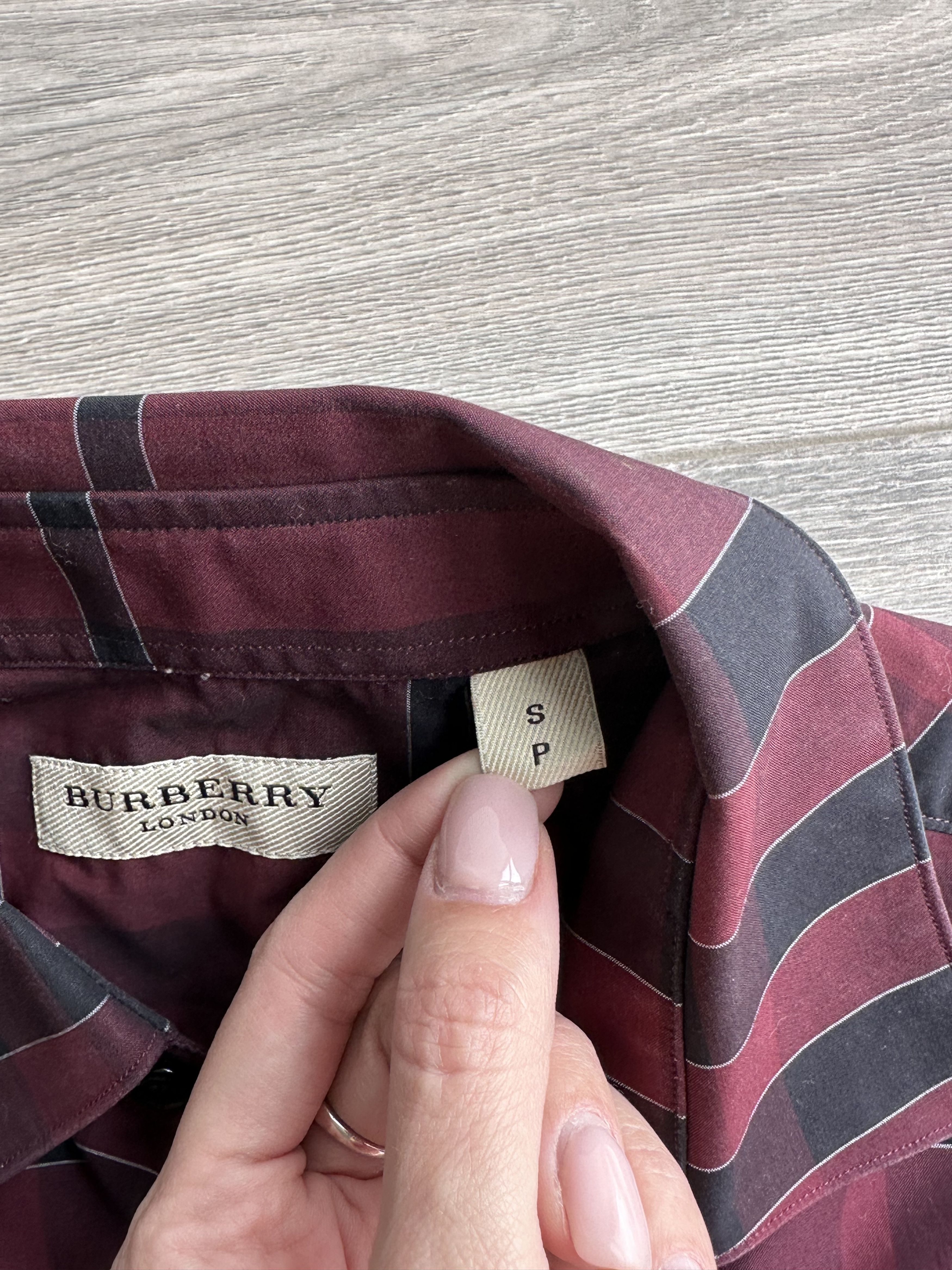Burberry Burberry Shirt Size S / US 4 / IT 40 - 5 Thumbnail