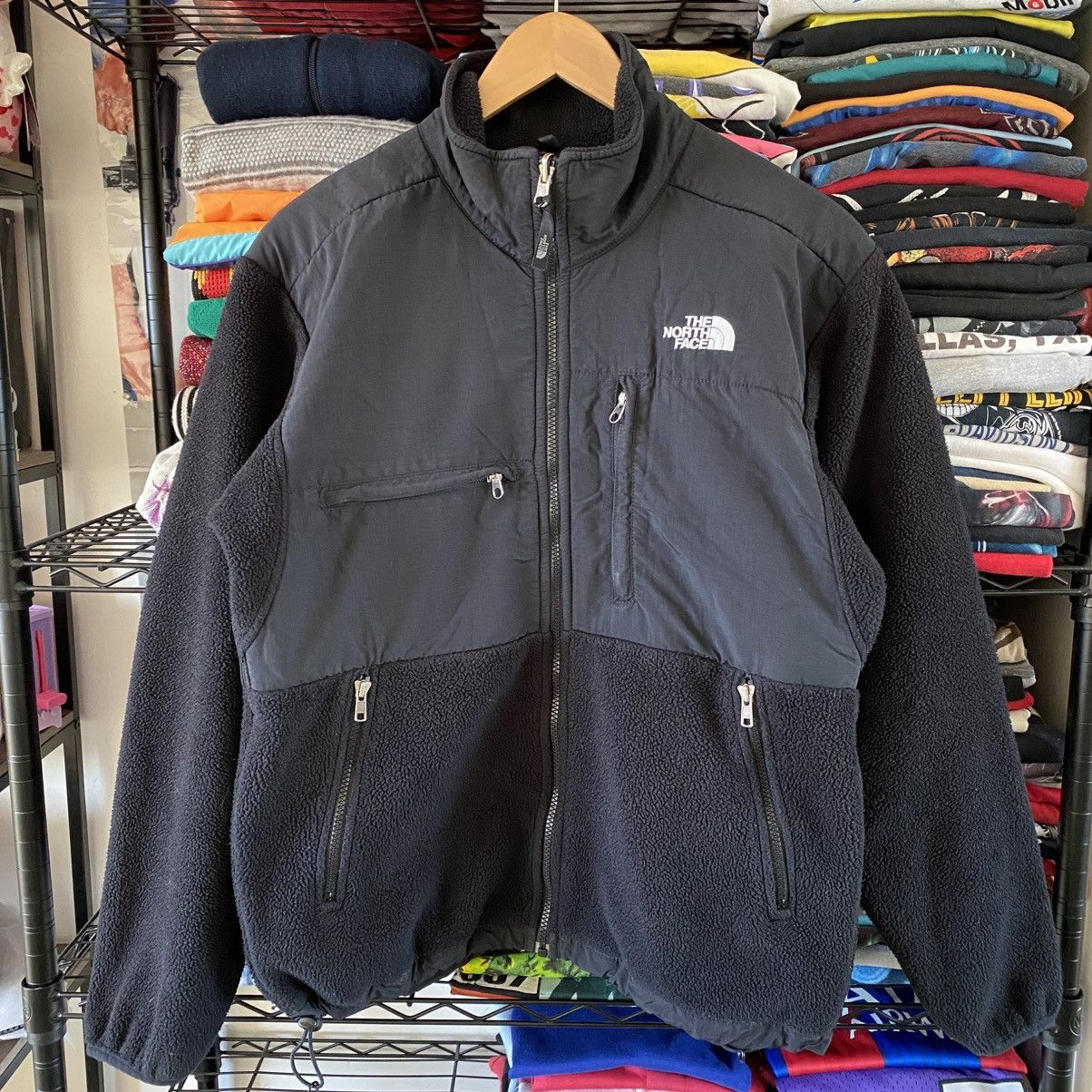 The North Face Vintage The North Face Denali Jacket Black Tonal Y2K Grunge Size US S / EU 44-46 / 1 - 1 Thumbnail