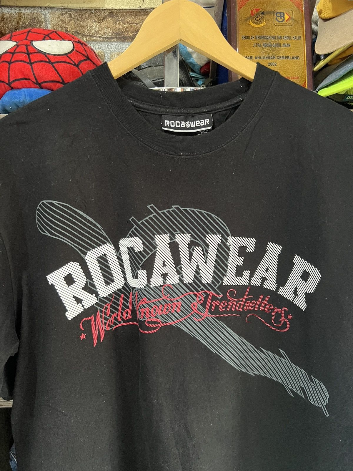 Rocawear 🔥Rocawear World Known Trendsetters Tee Size US XL / EU 56 / 4 - 4 Thumbnail