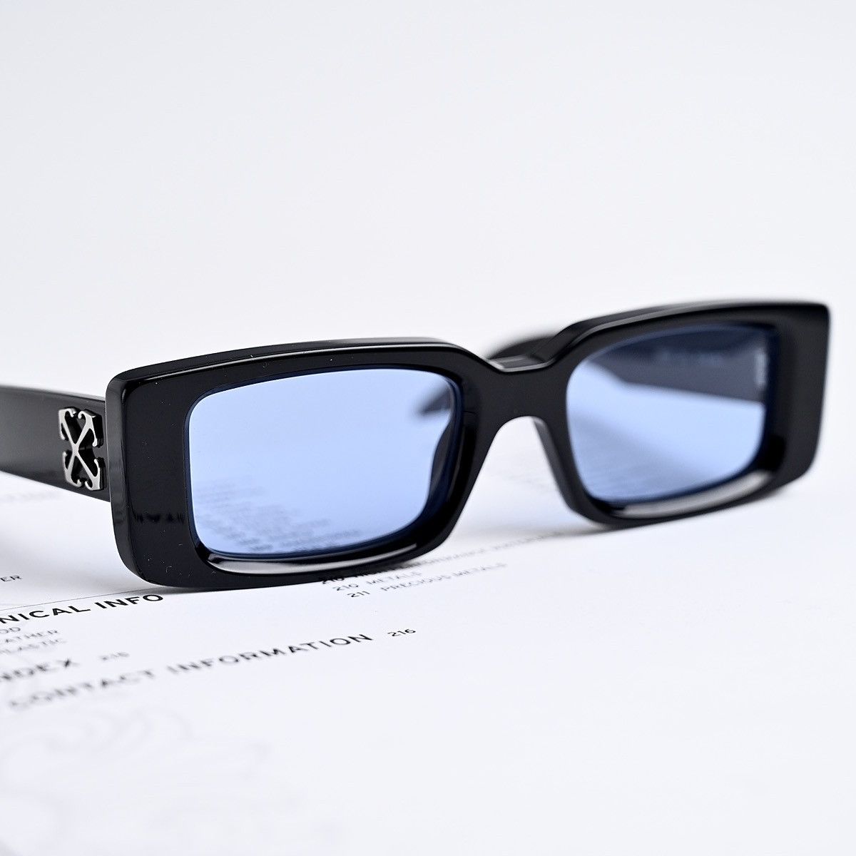 Off-White OFF WHITE ARTHUR SUNGLASSES Size ONE SIZE - 9 Thumbnail