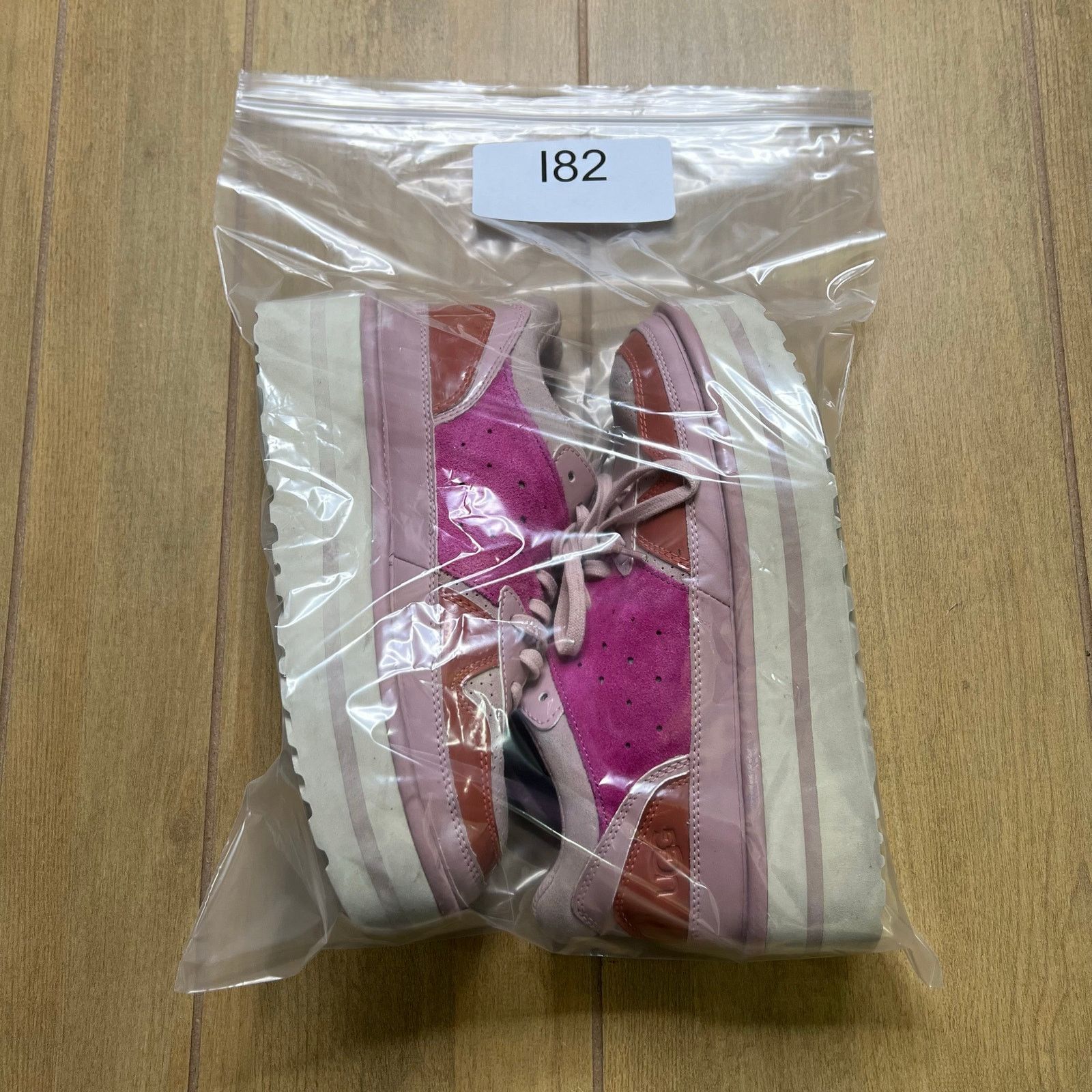 Ugg UGG Platform Sneakers Pink Suede Leather Chunky Womens Sz 9 Size US 9 / IT 39 - 16 Thumbnail