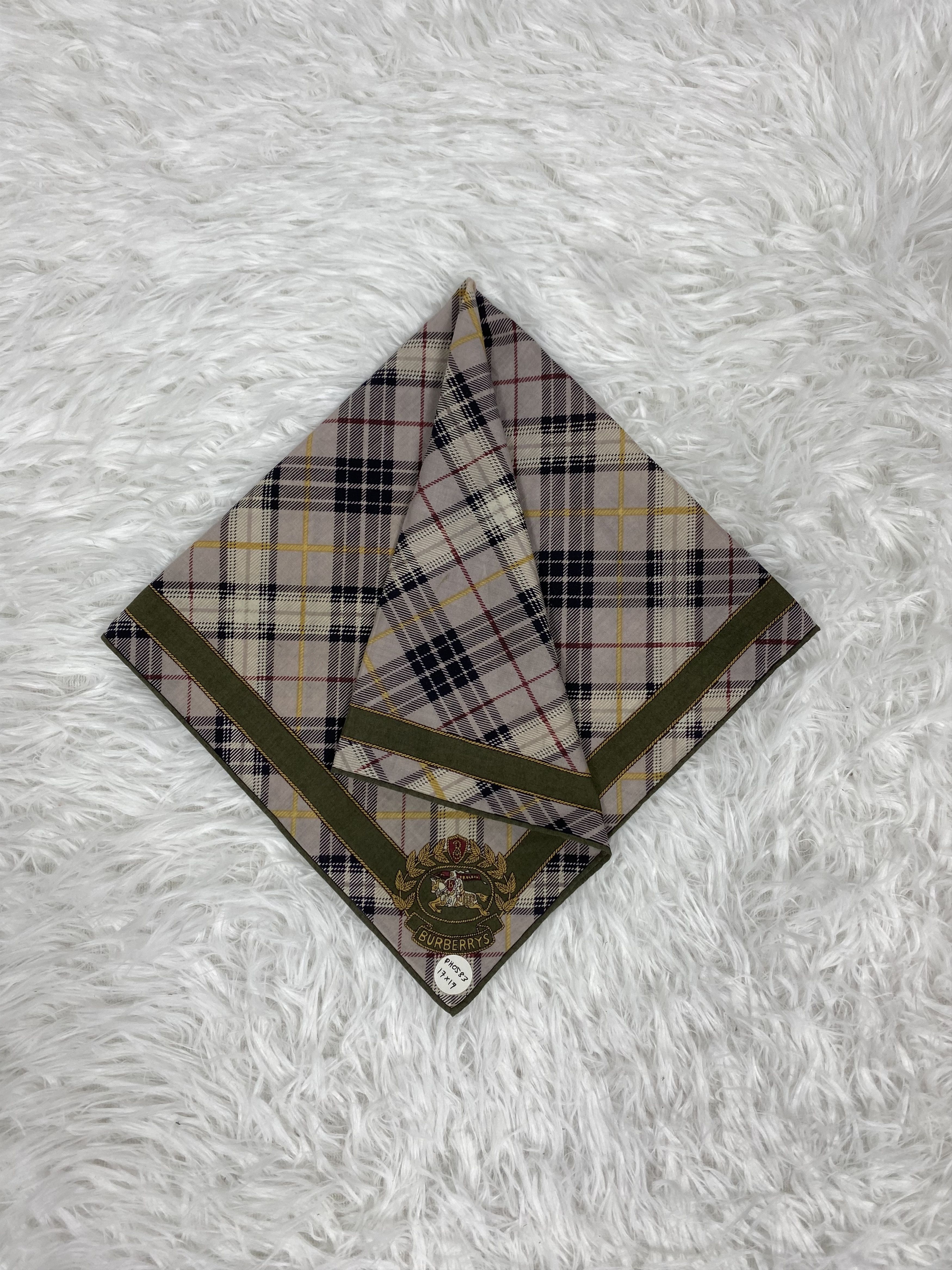 Burberry Vintage Burberry Handkerchief Neckerchief PH0583 Size ONE SIZE - 1 Thumbnail