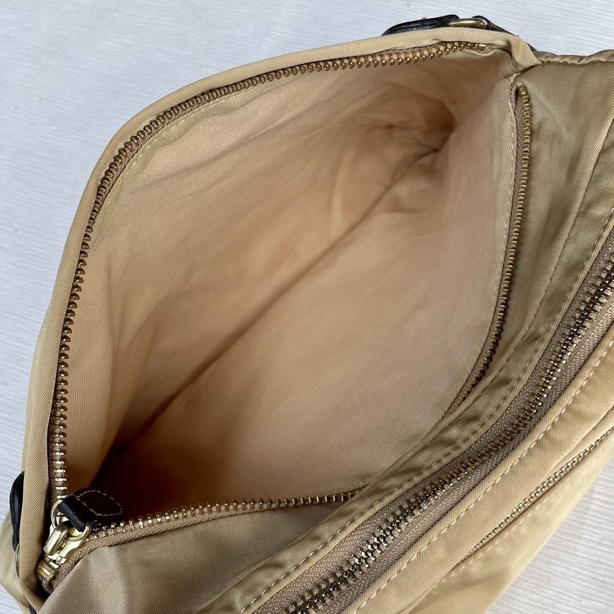 Japanese Brand × Leather JAPAN DESIGNER KITAMURA SLING BAG Size ONE SIZE - 9 Thumbnail