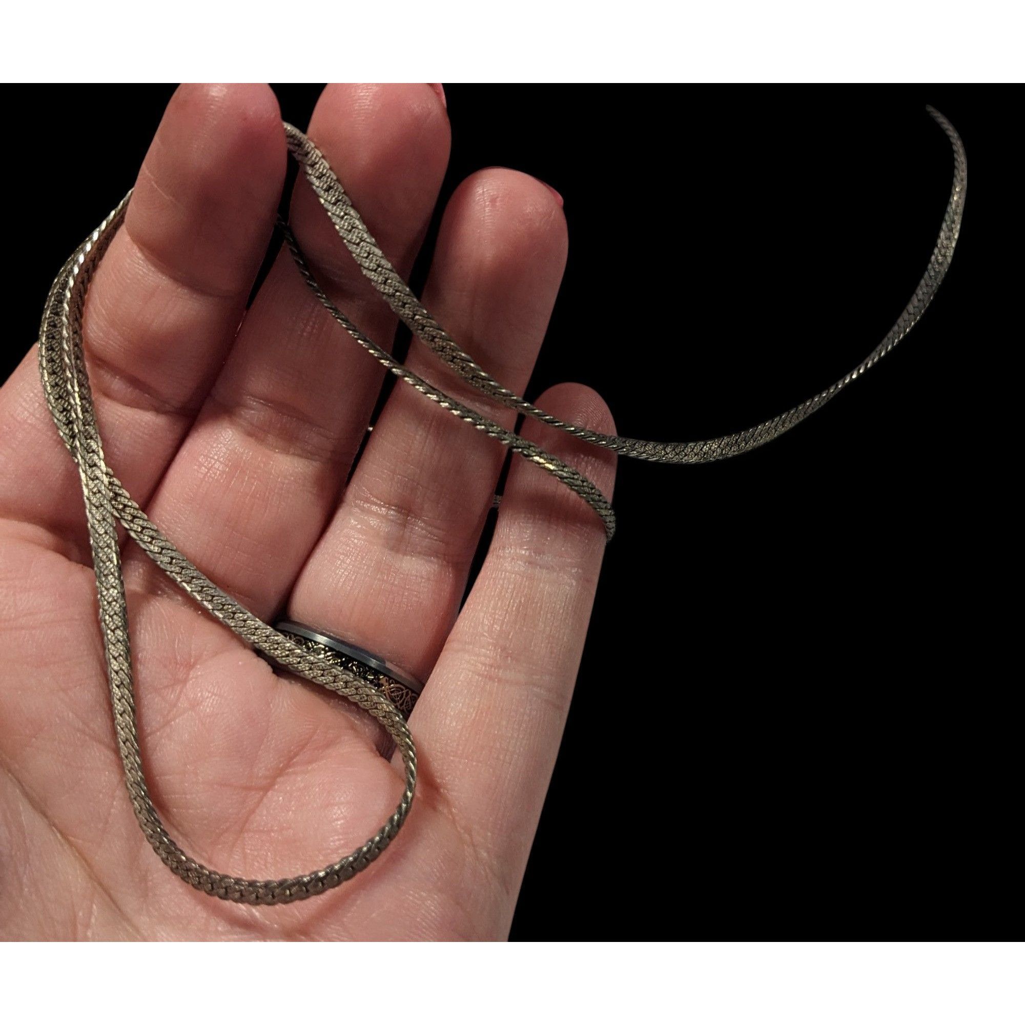 Other Classic Flattened Herringbone Silver Tone Chain Necklace Size ONE SIZE - 8 Thumbnail