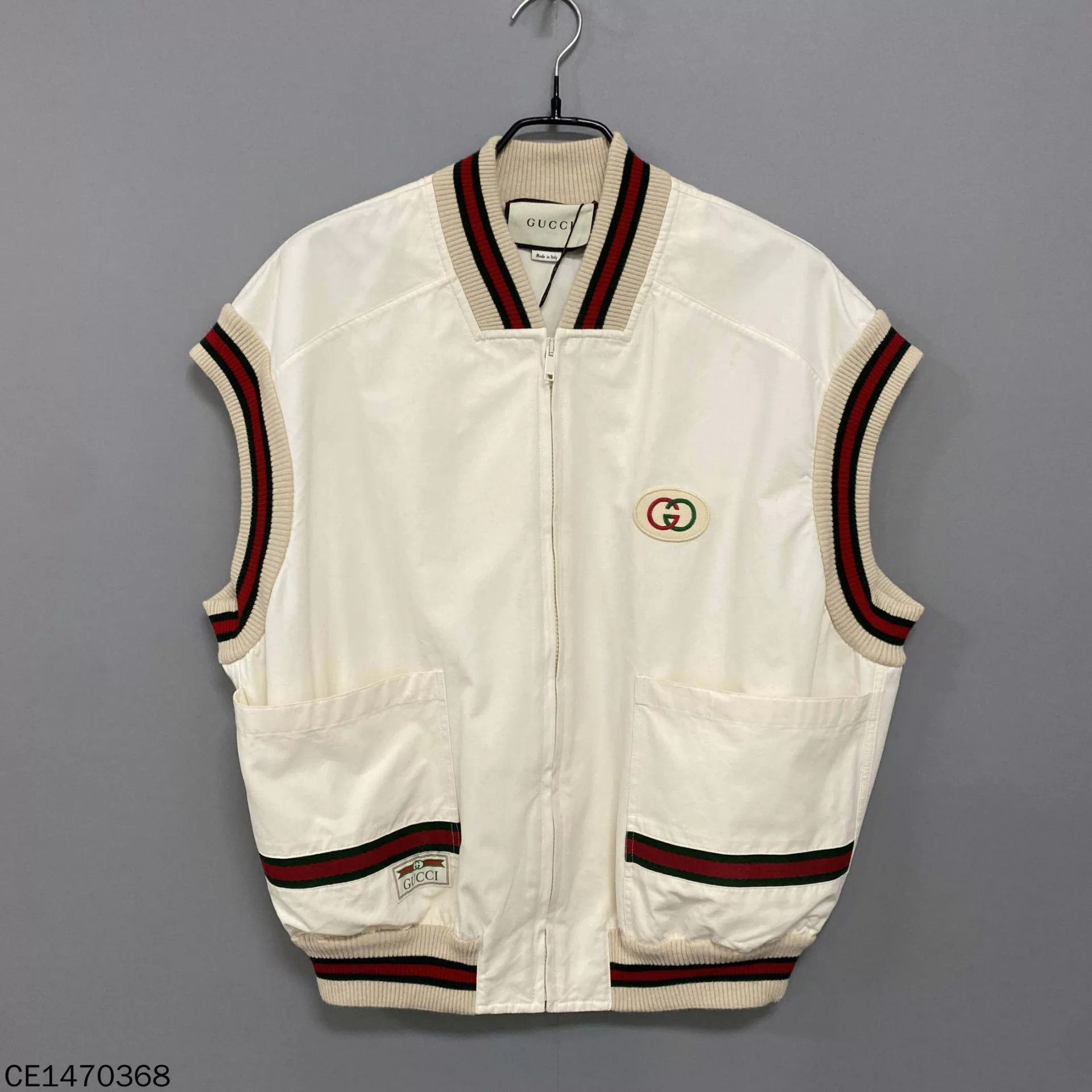 Gucci GUCCI GG Logo Vest XS Stained 99 New Size XS / US 0-2 / IT 36-38 - 1 Thumbnail