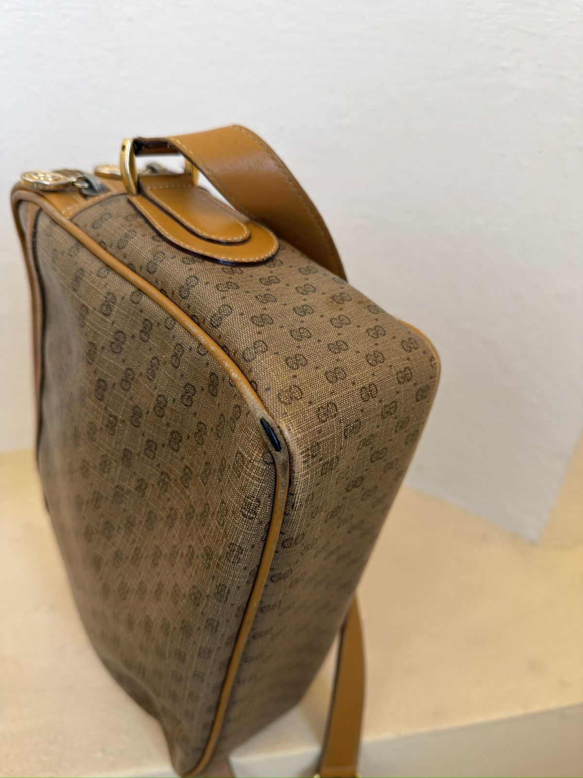 Gucci Vintage Rare 80s Gucci Micro GG Messenger Bag Unisex Size ONE SIZE - 17 Thumbnail
