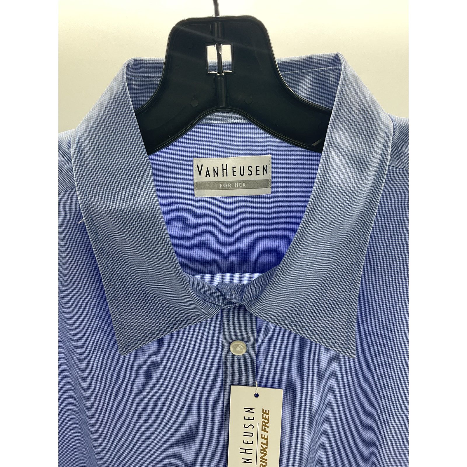 Van Heusen Van Heusen Women’s Button-up Dress Shirt - Size 20-22/XXL Size XXL / US 16-18 / IT 52-54 - 4 Thumbnail