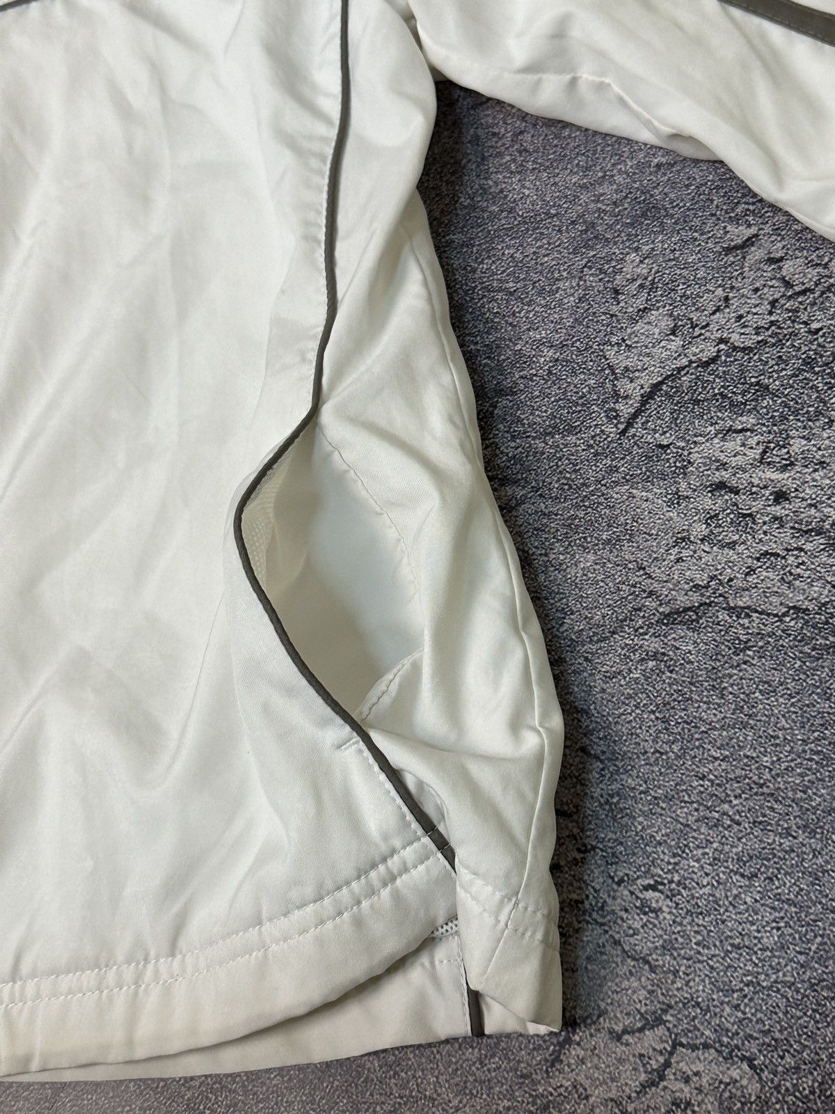 Nike × Vintage Vintage Nike Nylon Y2k Track Jacket Japan Archive Size M / US 6-8 / IT 42-44 - 13 Thumbnail