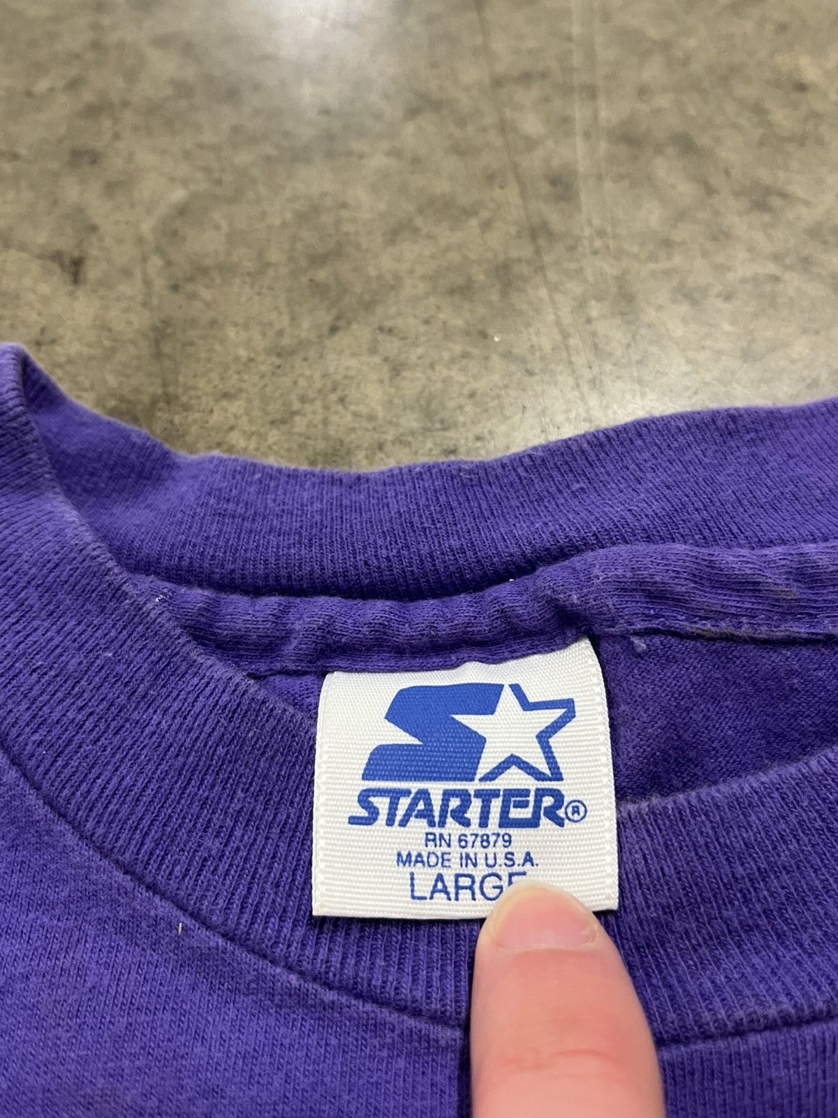 Vintage Vintage LA lakers 90s starter tee shirt rare hype streetwear Size US L / EU 52-54 / 3 - 6 Thumbnail