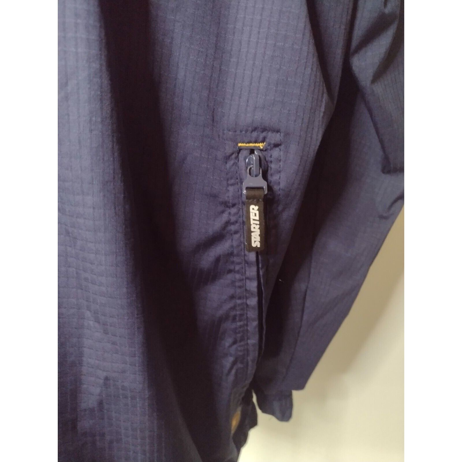Starter Starter Windbreaker Hoodie Mid Jacket Size L Vtg Sporty READ Size US L / EU 52-54 / 3 - 5 Thumbnail