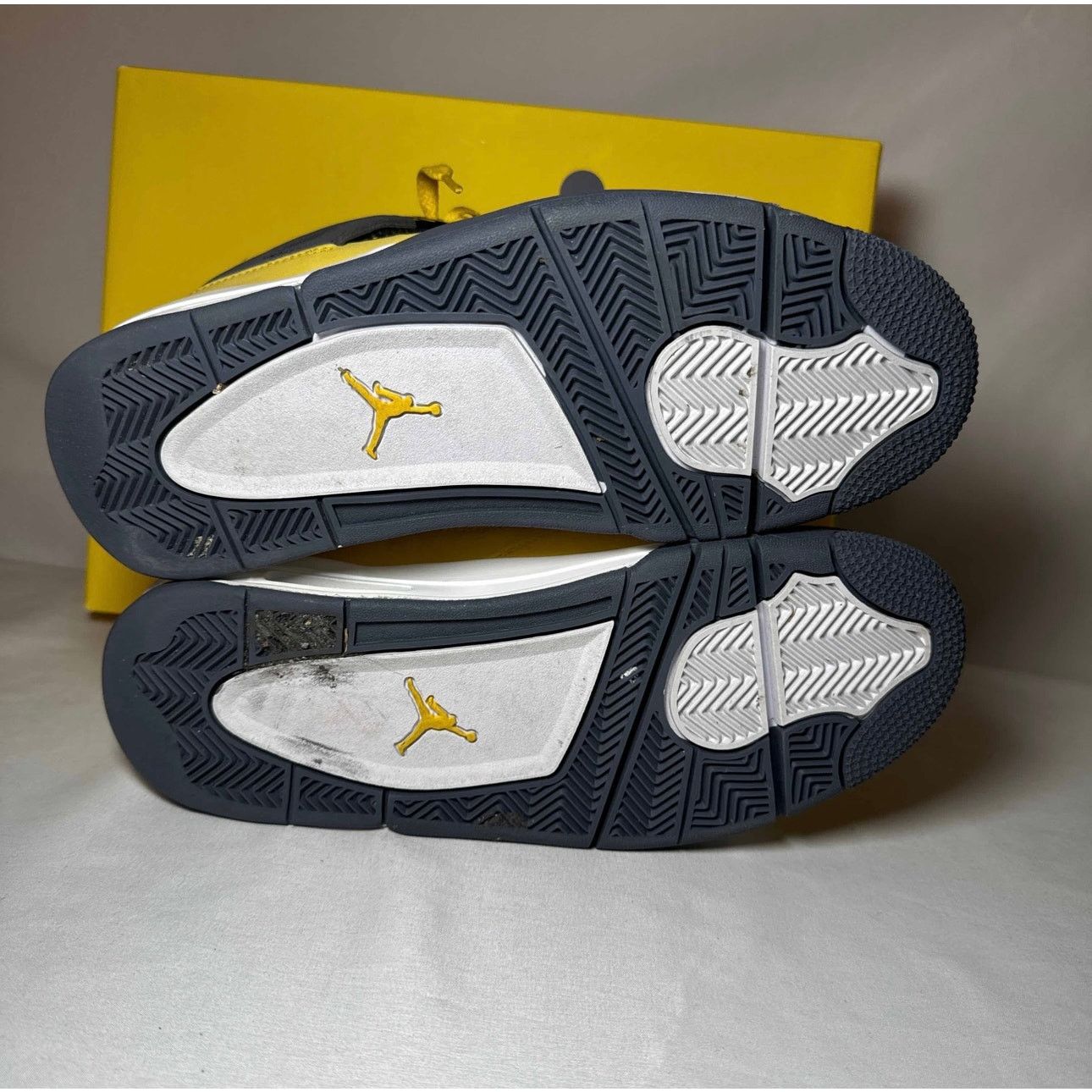 Jordan Brand × Nike Size 8 - Nike Air Jordan 4 Retro Lightning 2021 Men's Shoes Size US 8 / EU 41 - 6 Thumbnail