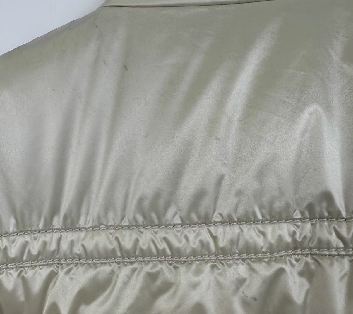 Prada Prada Pearlescent Collar Triangle Metal Logo Down Jacket K12 Size M / US 6-8 / IT 42-44 - 7 Thumbnail