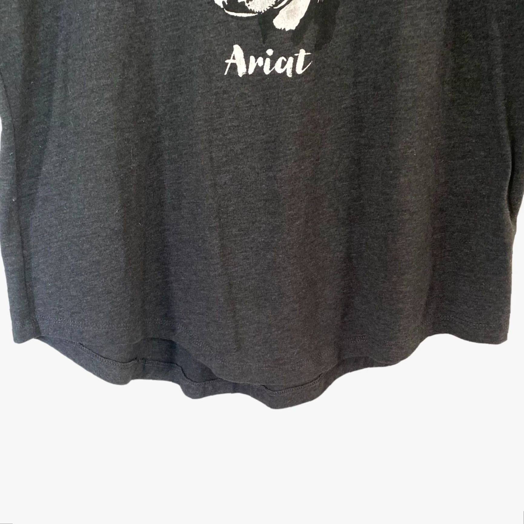 Ariat VINTAGE Ariat Cow Gal Graphic T Shirt Charcoal Gray Short Sleeve Womens Large L Woman T-Shirt Gray Cotton Blend Short Sleeve Gal Graphic Size L / US 10 / IT 46 - 6 Thumbnail