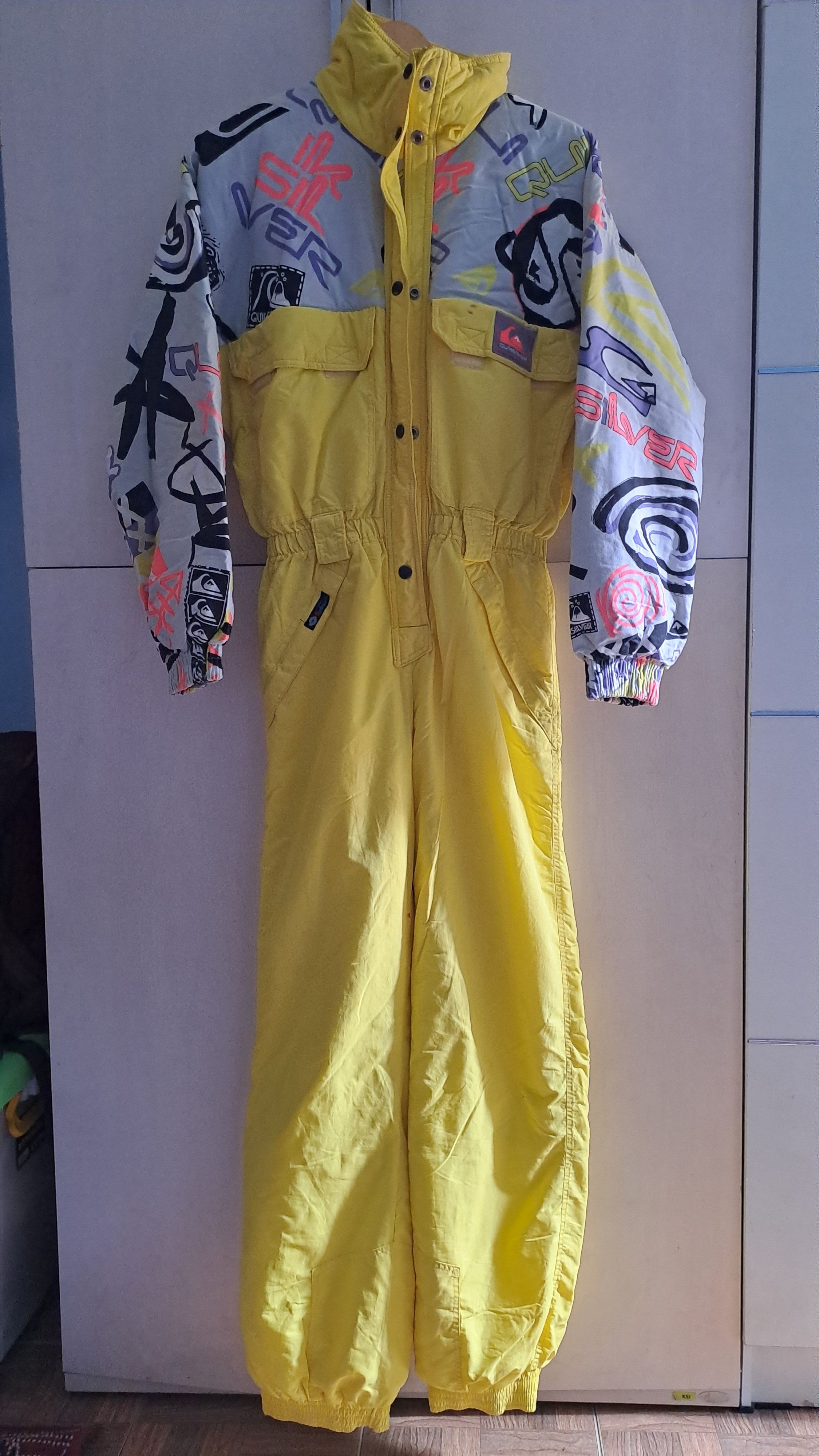 Other Vintage Quiksilever Ski Suit crazy pattern 80s 90s Size US L / EU 52-54 / 3 - 1 Thumbnail