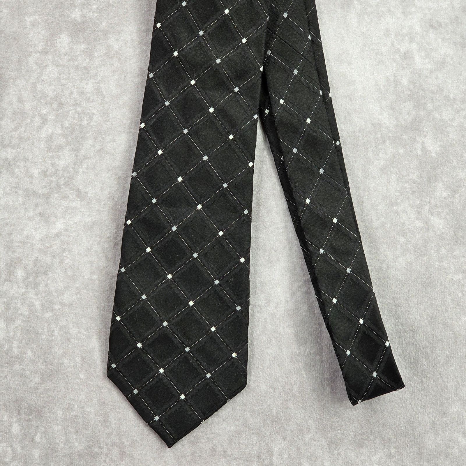 Nautica Nautica Black Geometric Diamond 100% Silk Men Neck Tie NWOT Size 30 - 2 Thumbnail