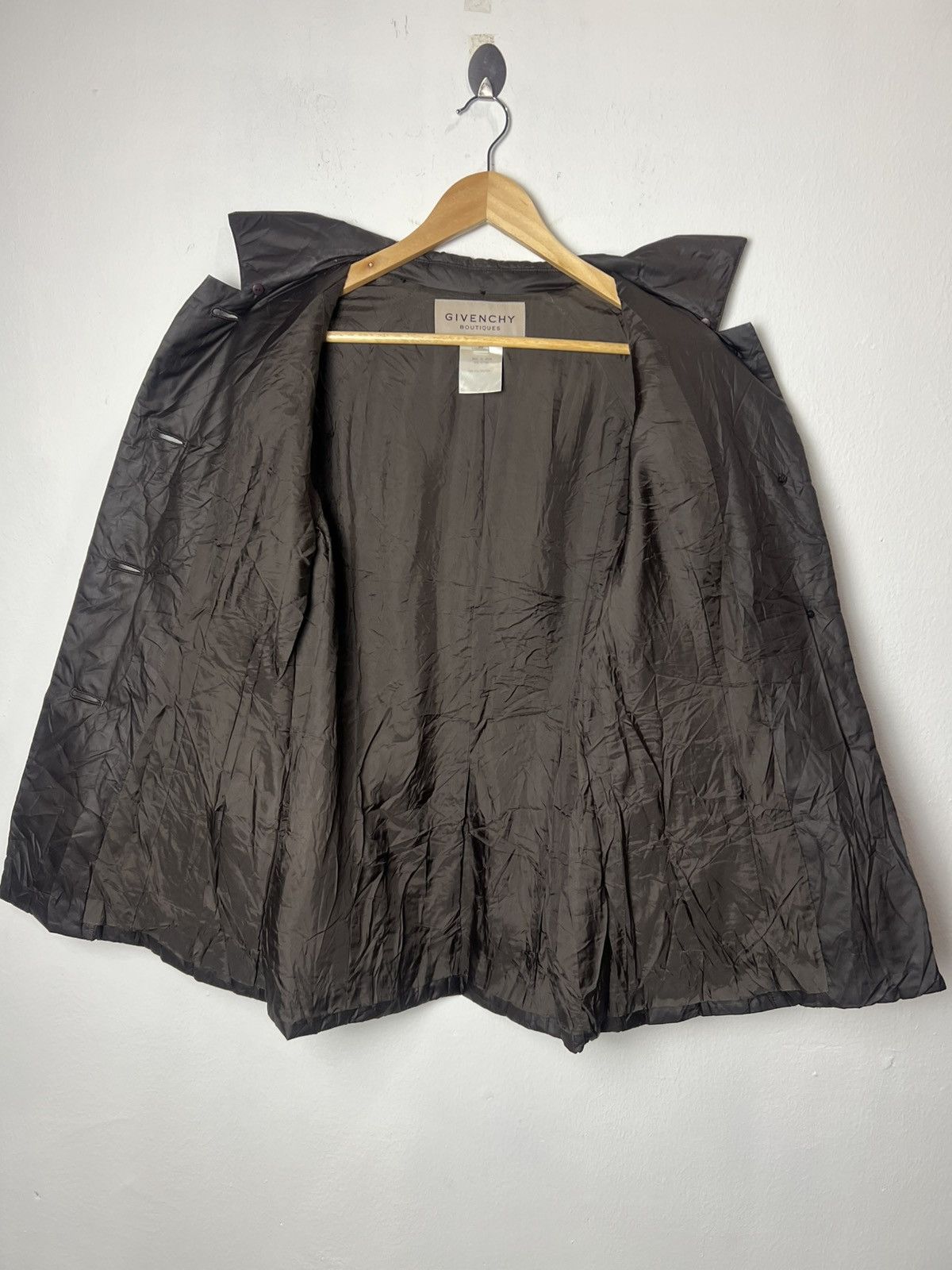 Givenchy Givenchy Boutiques Button Up Flap Pocket Jacket Size US M / EU 48-50 / 2 - 2 Thumbnail