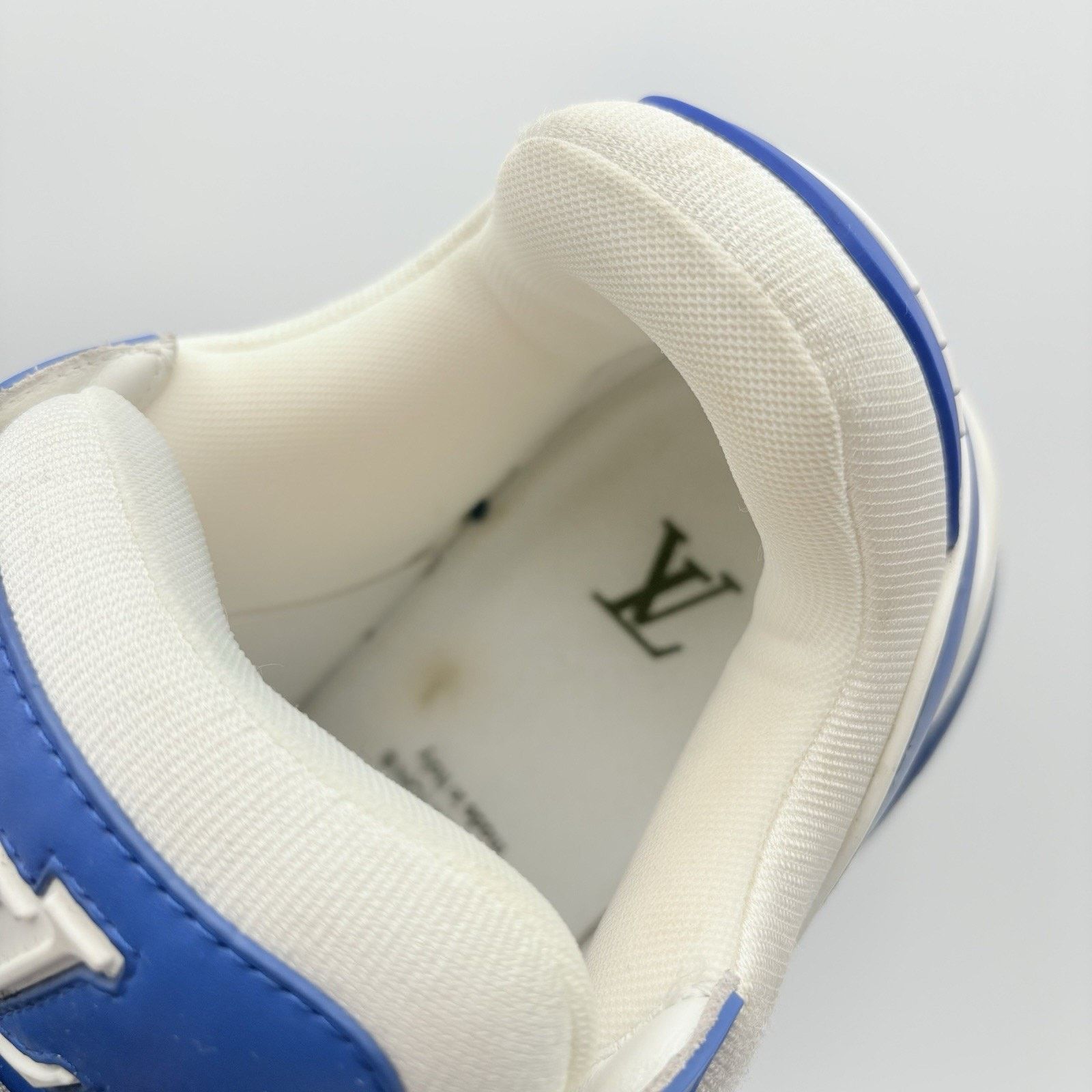 Louis Vuitton Louis Vuitton Maxi ' Blue White ' | GREAT CONDITION! Size US 10.5 / EU 43-44 - 7 Thumbnail