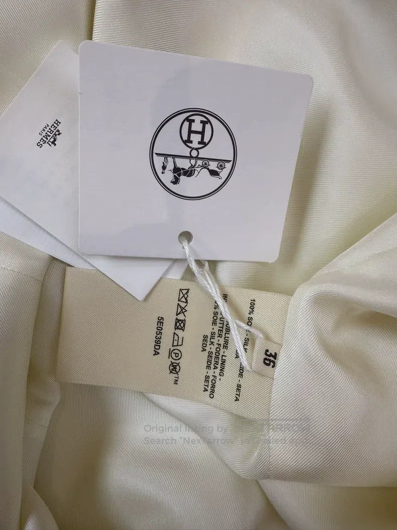 Hermes Hermes White V-Neck Maxi Dress, Loose Fit with Puff Sleeve Size XS / US 0-2 / IT 36-38 - 4 Thumbnail