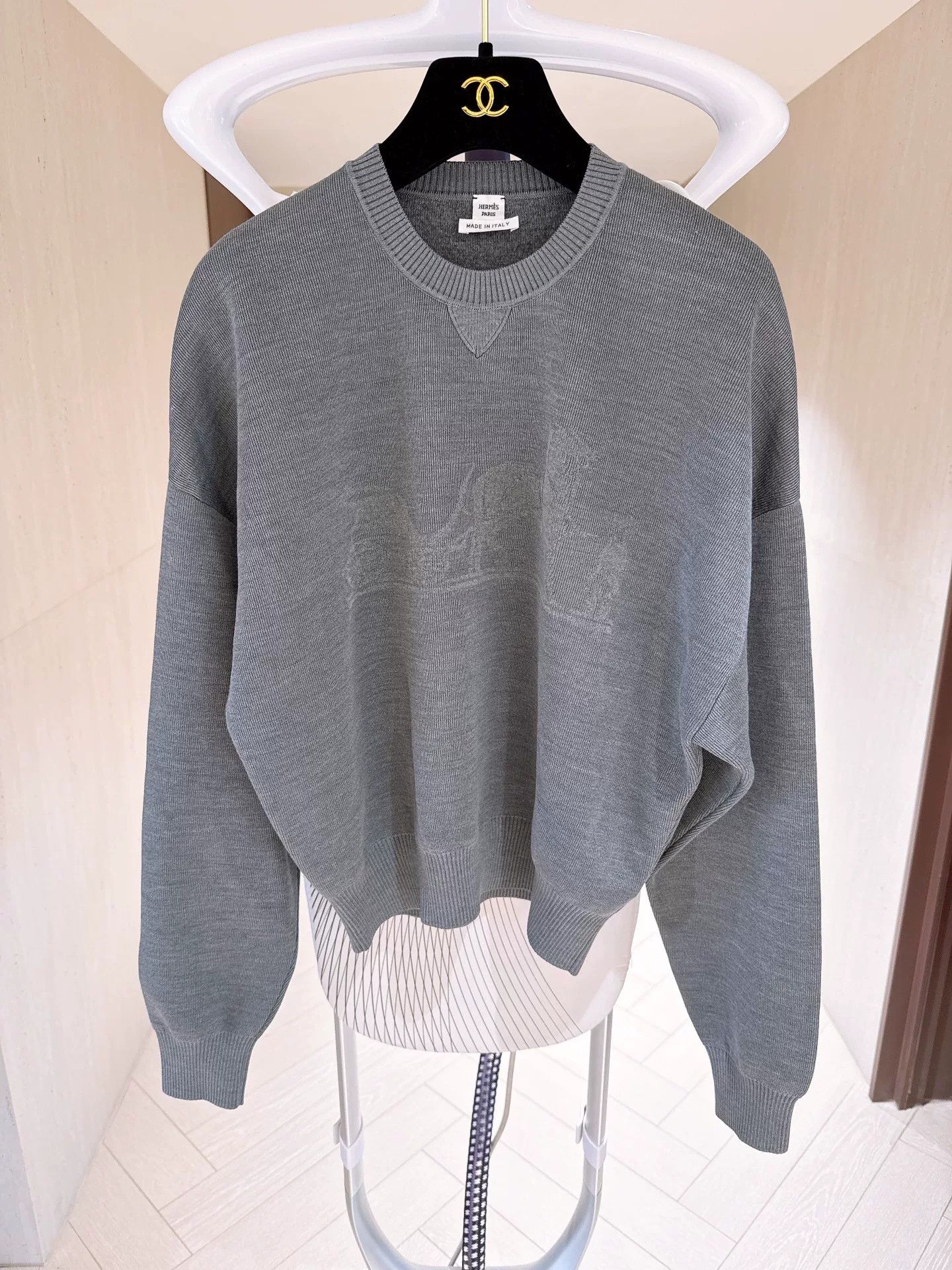 Hermes Hermes Gray Cashmere Sweater Size 38 Size US S / EU 44-46 / 1 - 1 Thumbnail