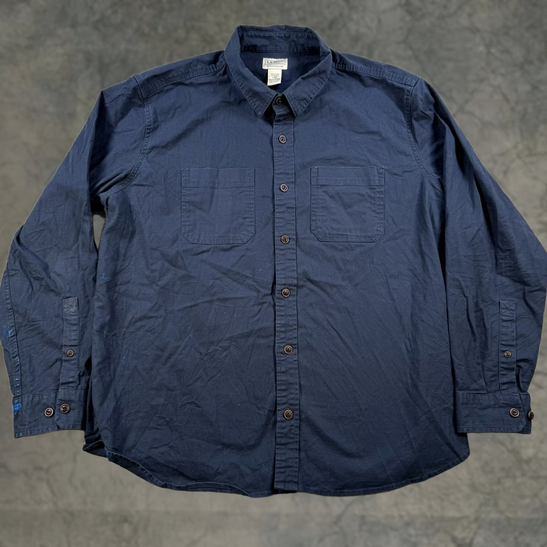 Vintage LL Bean Button-Up Shirt Mens Large Blue Twill Classic Fit Long Sleeve Button-Front Collared Shirt Size US L / EU 52-54 / 3 - 1 Thumbnail