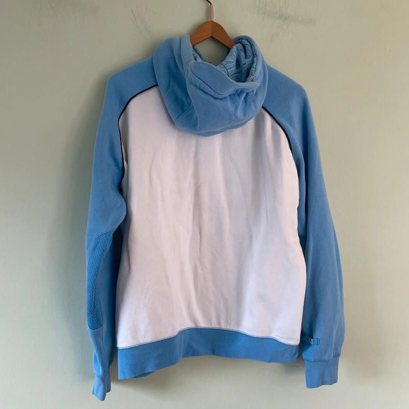 Nike Y2K baby blue Nike air max hoodie Size US M / EU 48-50 / 2 - 9 Thumbnail