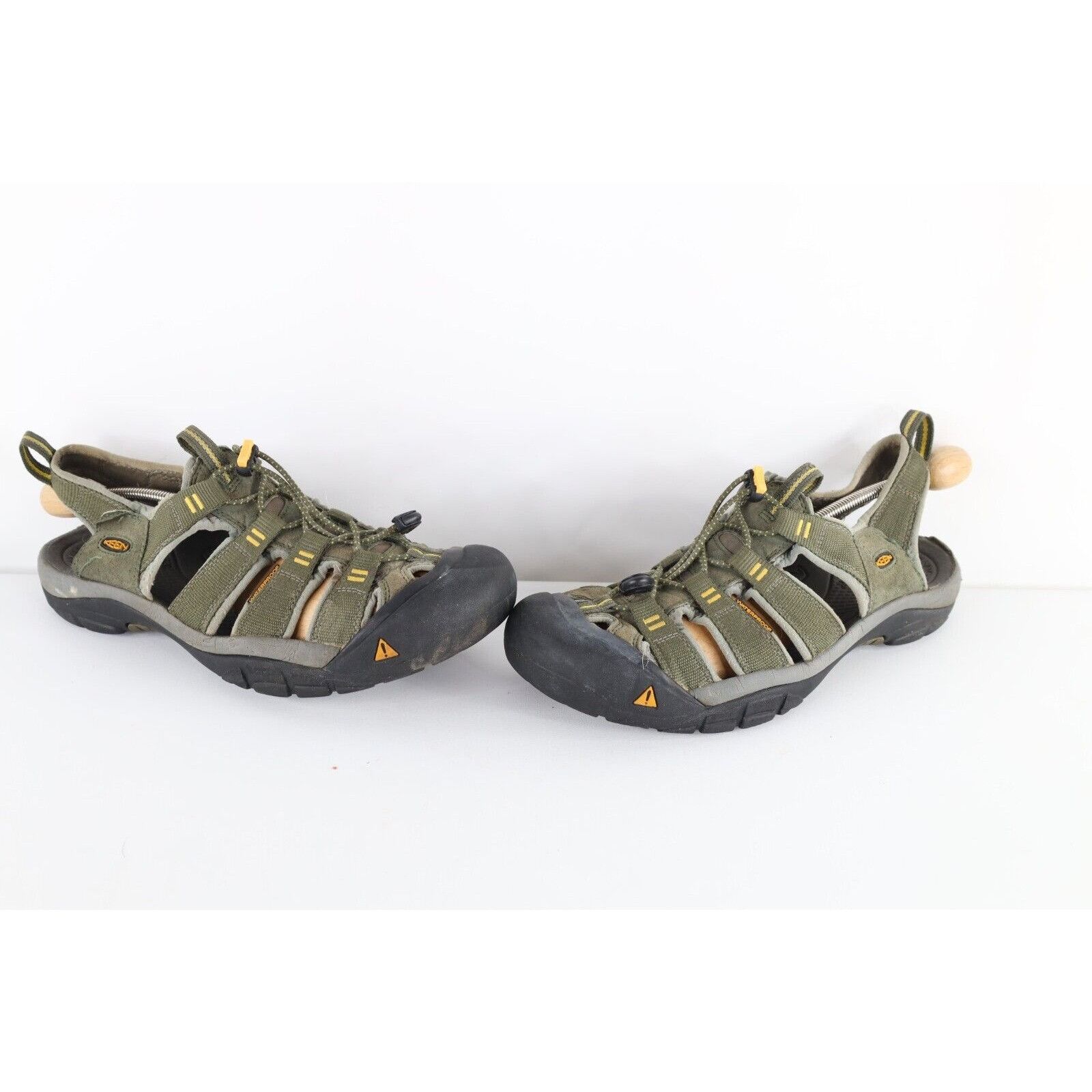 KEEN Keen Distressed Waterproof H2 Hiking Outdoor Trail Sandals Size US 11 / EU 44 - 1 Thumbnail