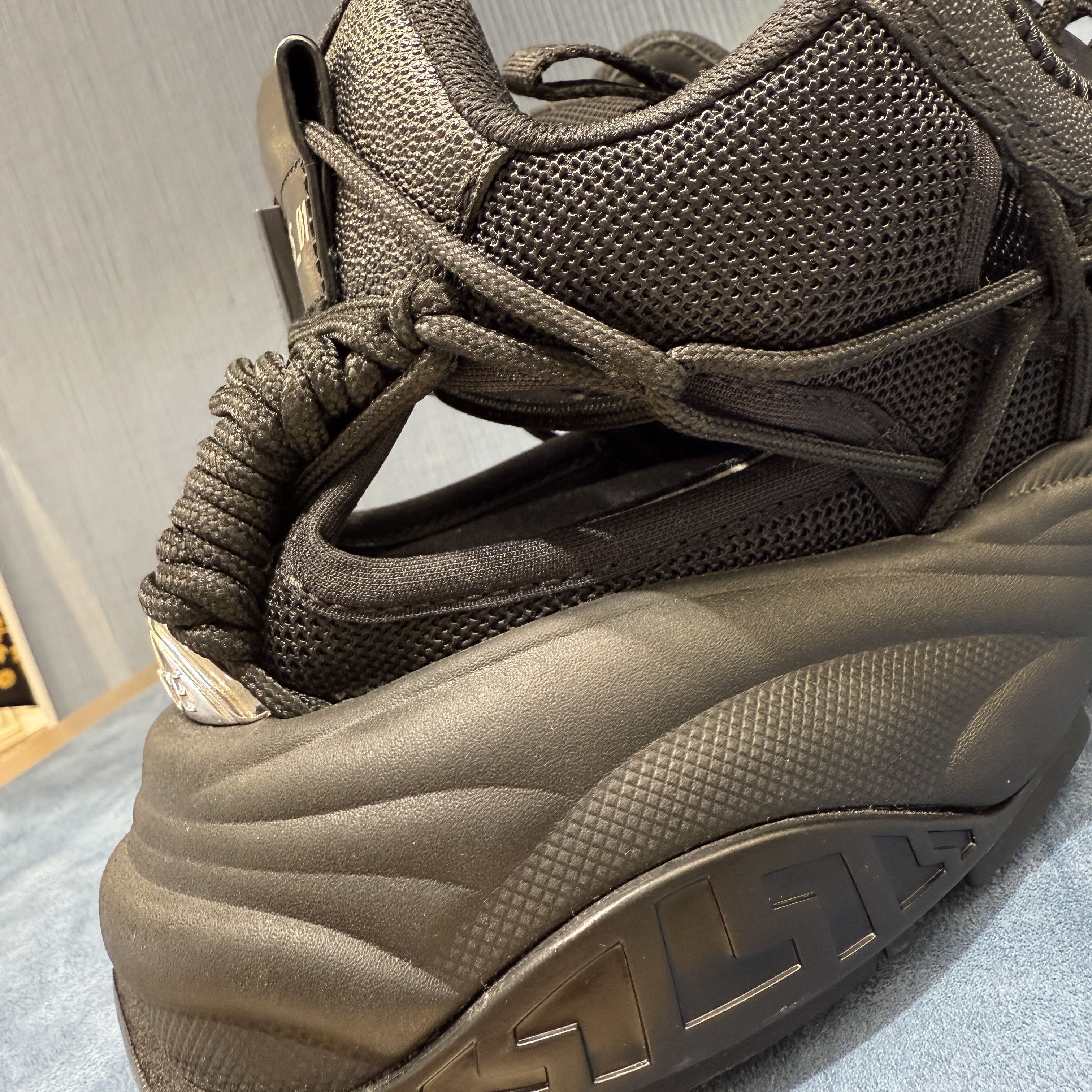 Versace VERSACE 1016711, Mercury M_VS_01 Men's Black Sneakers, 42 Size US 9 / EU 42 - 9 Thumbnail