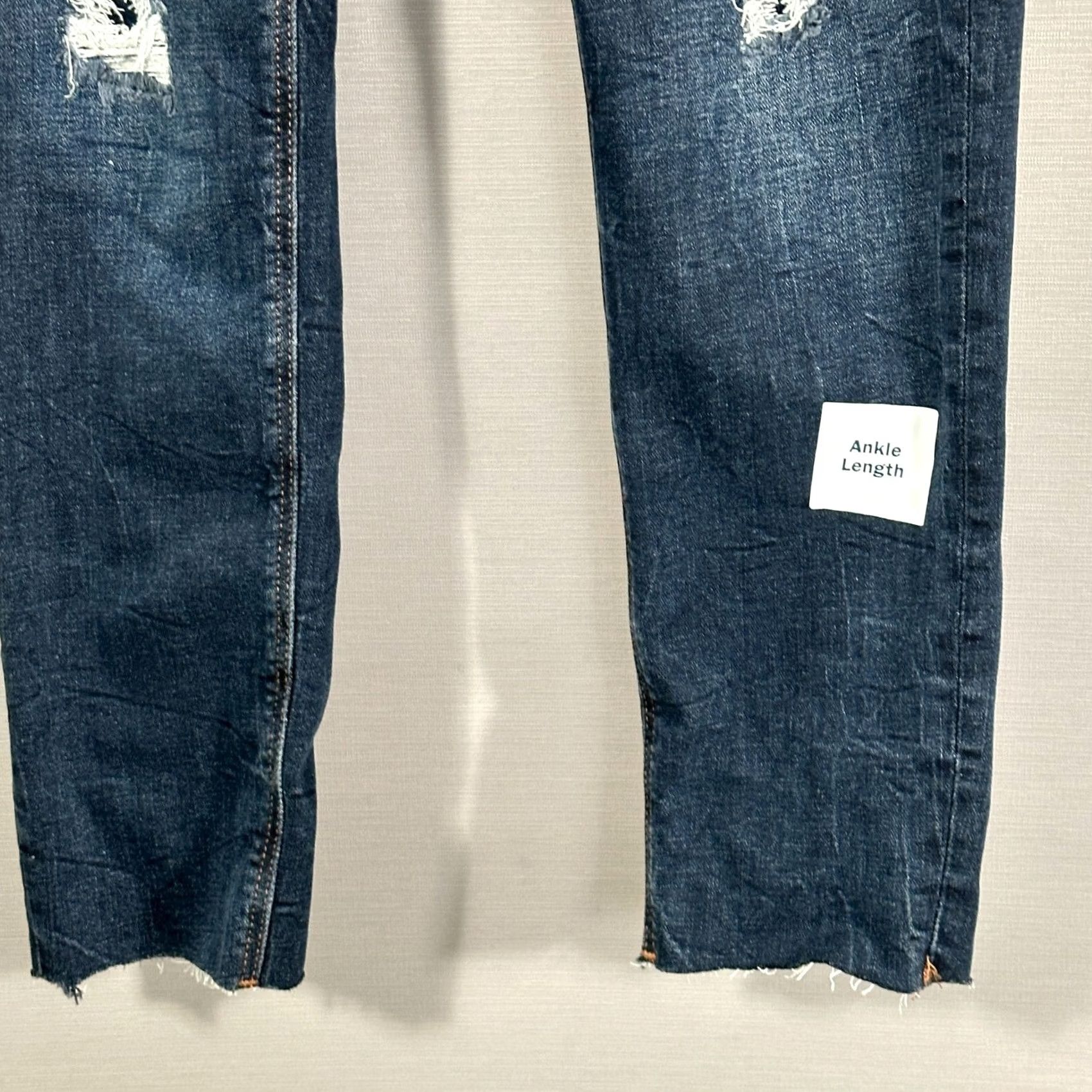 Old Navy Old Navy Rockstar Jeans Womens 8 Distressed High Rise Ankle Skinny Denim Blue Slim Regular 5-Pocket NWT Mens Womens Girls Boys Size 30" / US 8 / IT 44 - 5 Thumbnail