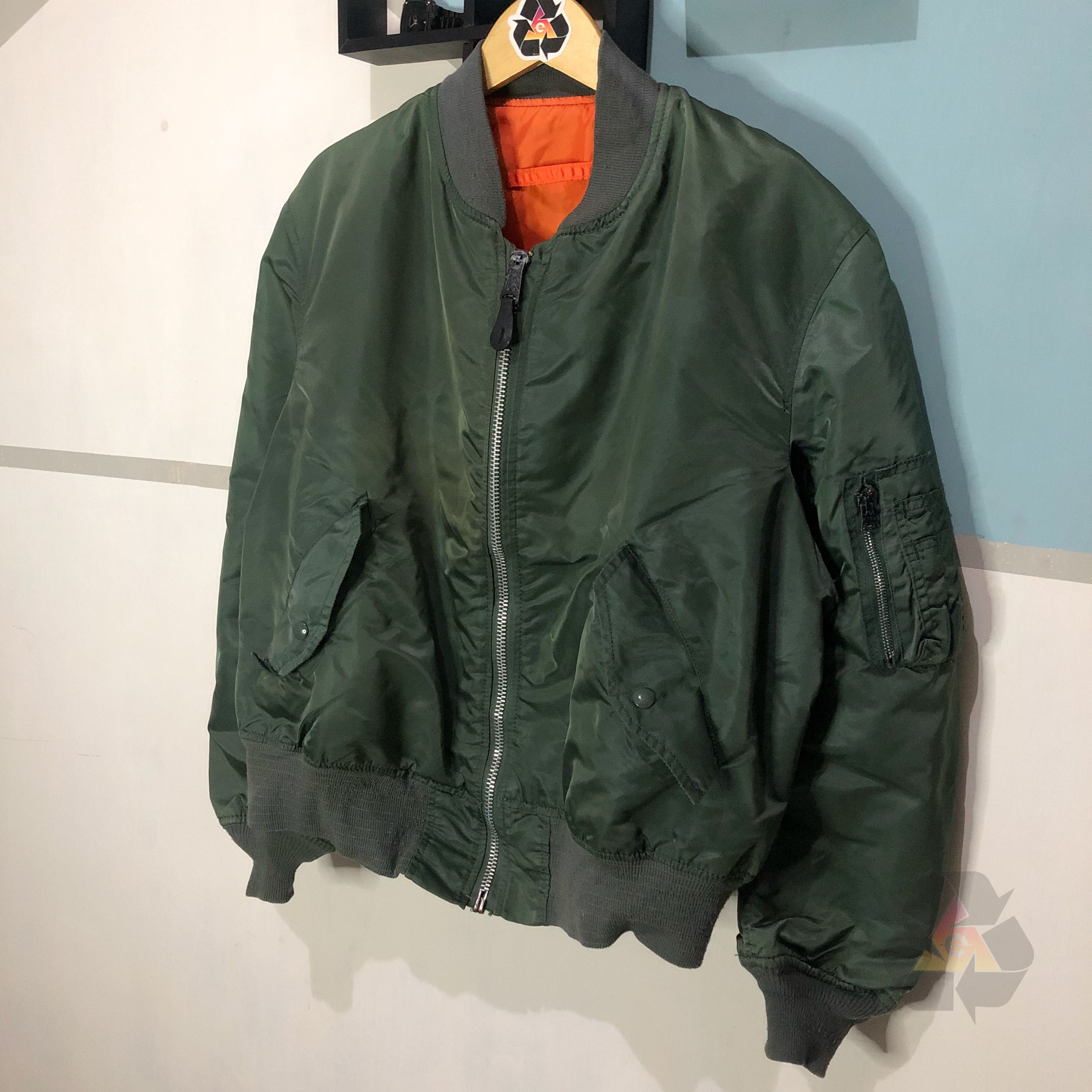 Alpha Industries Vintage Alpha Industries Flayer's Mil-J-82790J USAF MA-1 Size US XL / EU 56 / 4 - 3 Thumbnail