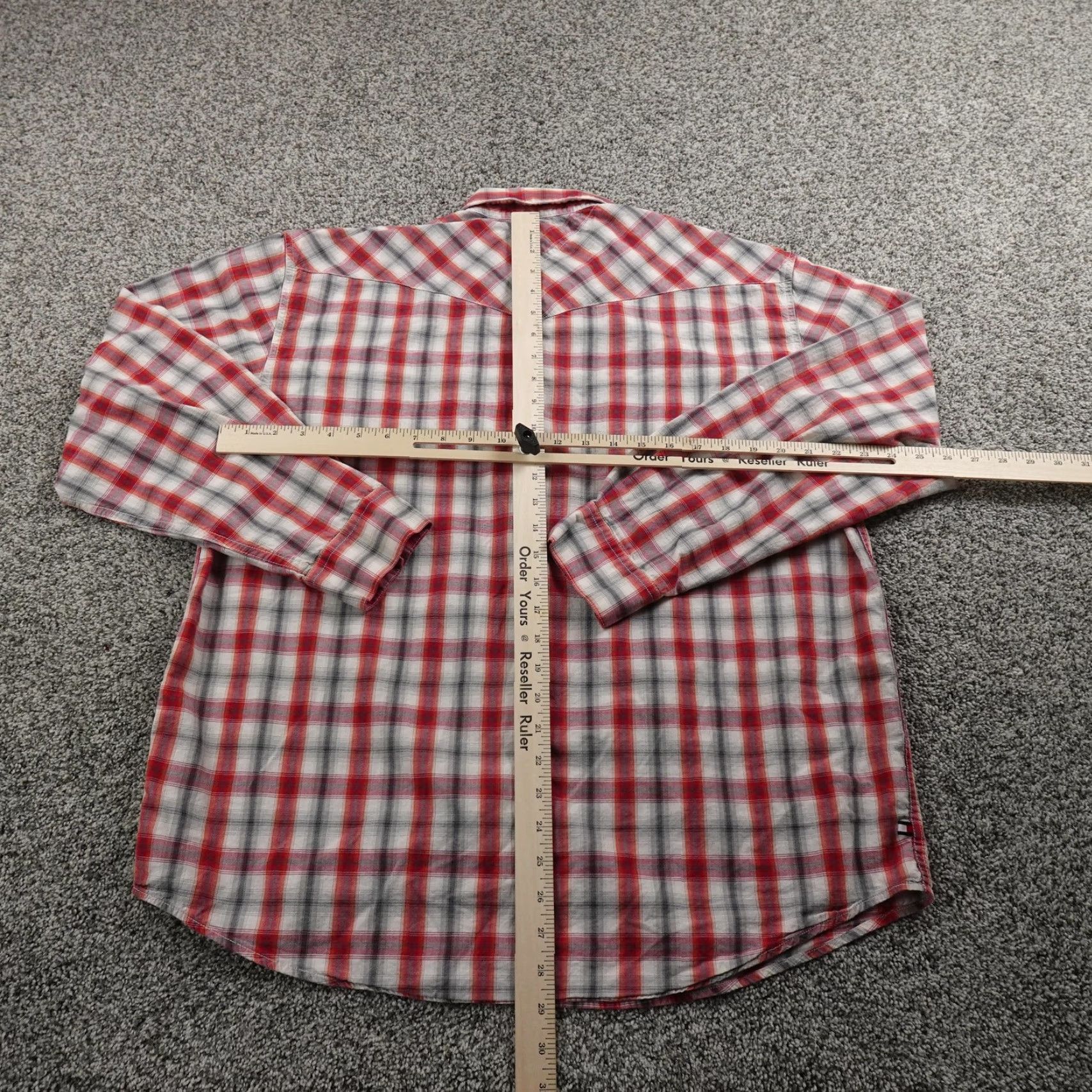 Tommy Hilfiger VINTAGE Tommy Hilfiger Shirt Mens XL Red Western Pearl Snap Cowboy Rodeo Y2K Roam Plaid Cotton Button-Up Long Sleeve Snap Shirt Mens Red PVC Size US XL / EU 56 / 4 - 7 Thumbnail