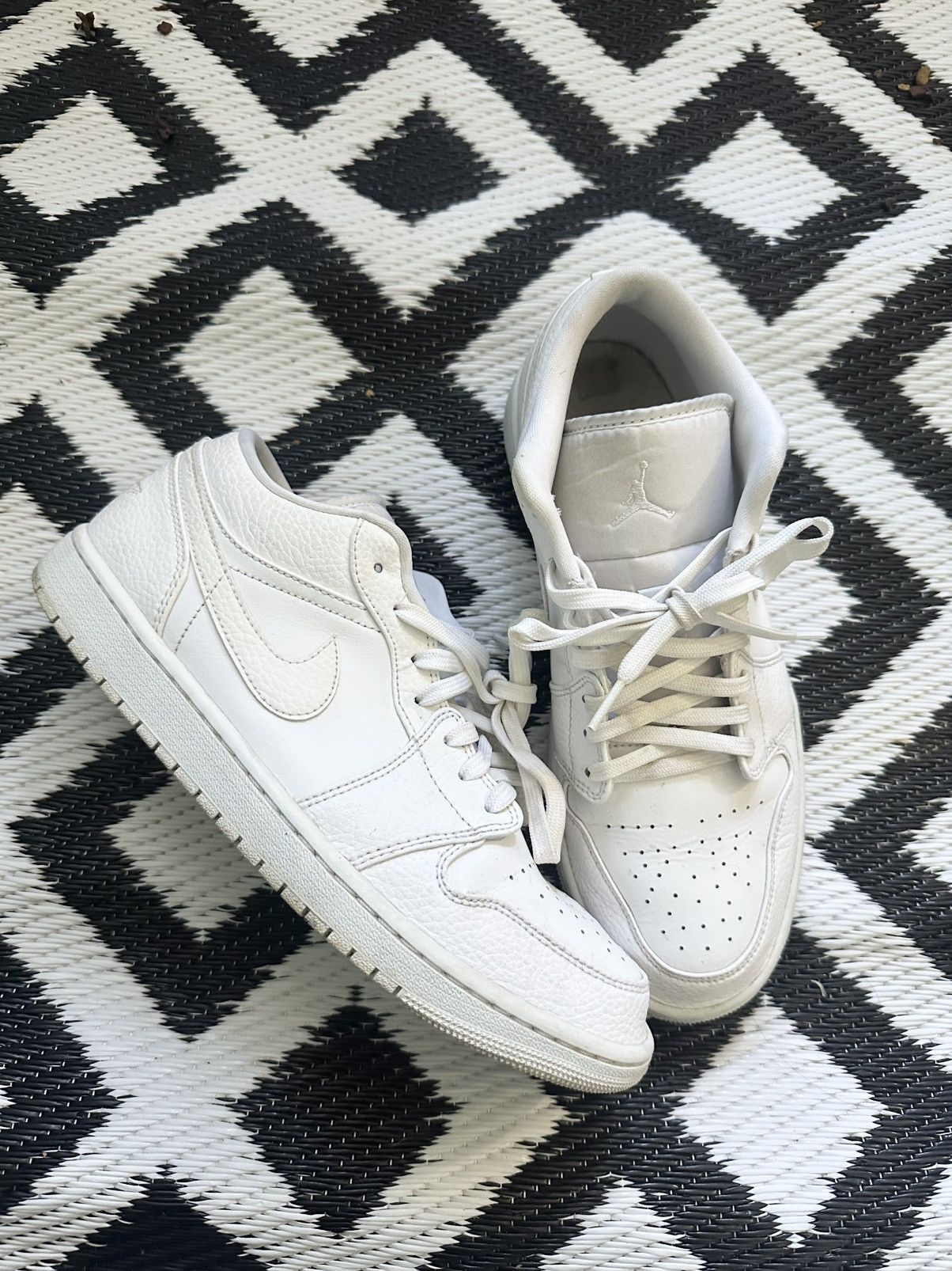 Nike Nike Air Jordan 1 Low White Men’s Sneakers Size 10.5 Size US 10.5 / EU 43-44 - 6 Thumbnail