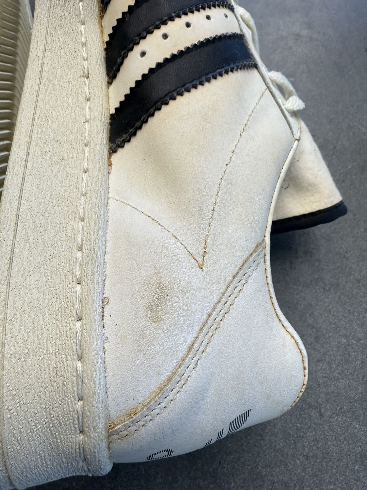Adidas 1980s Vintage Adidas Superstar Sneakers Made In France Size US 10 / EU 43 - 4 Thumbnail
