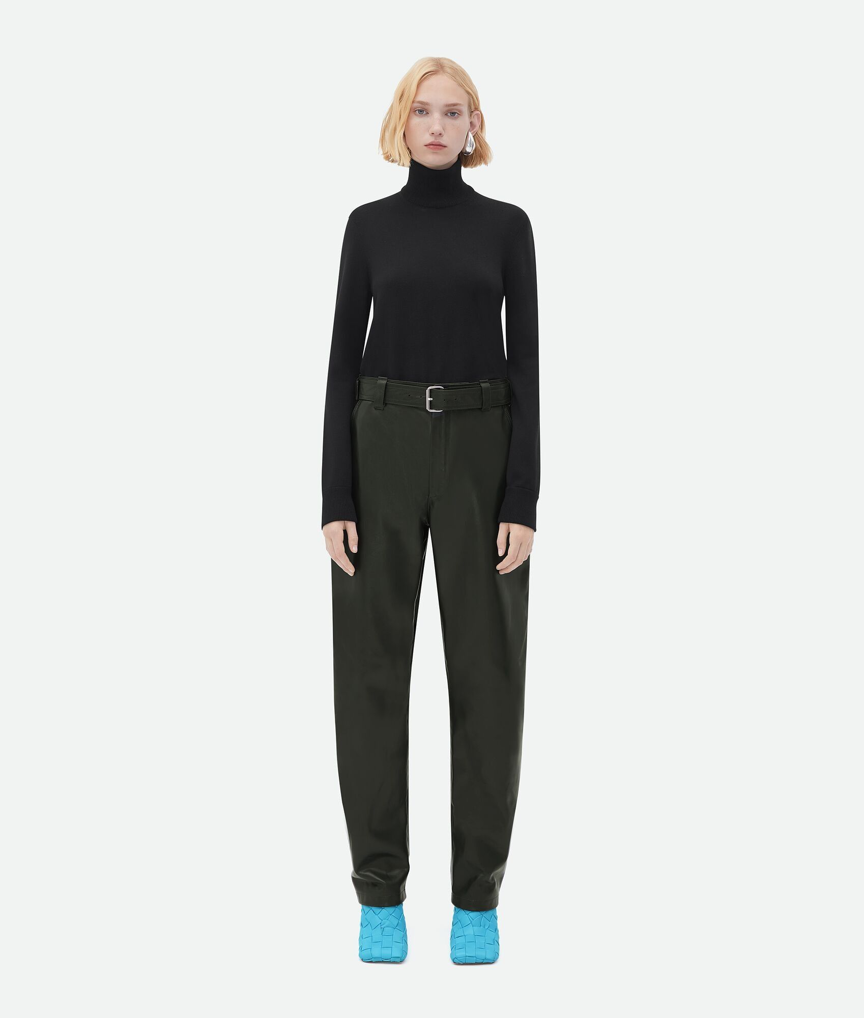 Bottega Veneta o1n1vont0325 Natural Calf Trouser in Dark Green Size 27" / US 4 / IT 40 - 1 Thumbnail