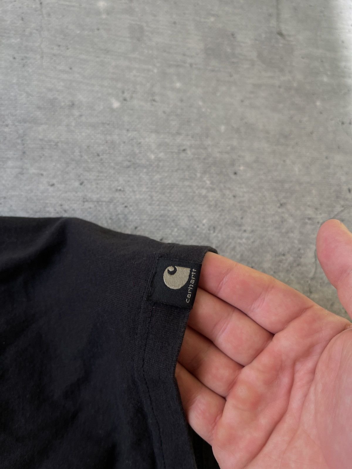 Carhartt × Vintage VTG Destroyed Carhartt T-Shirt in Black Size US XL / EU 56 / 4 - 5 Thumbnail