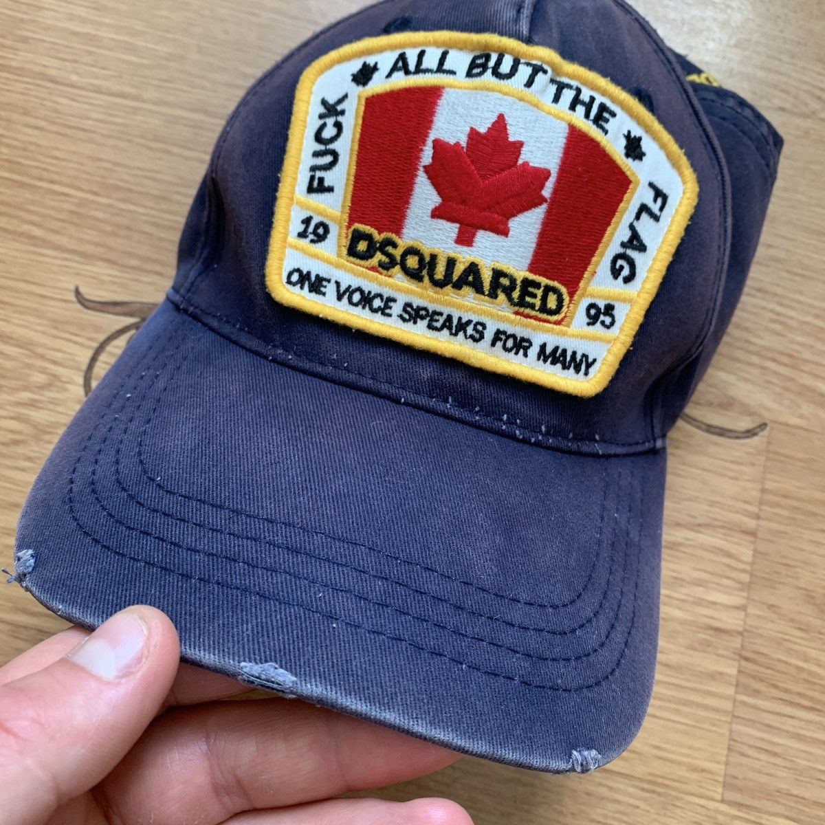 Dsquared2 Dsquared2 Distressed Cap Canadian Flag Icon Baseball Hat Size ONE SIZE - 21 Thumbnail