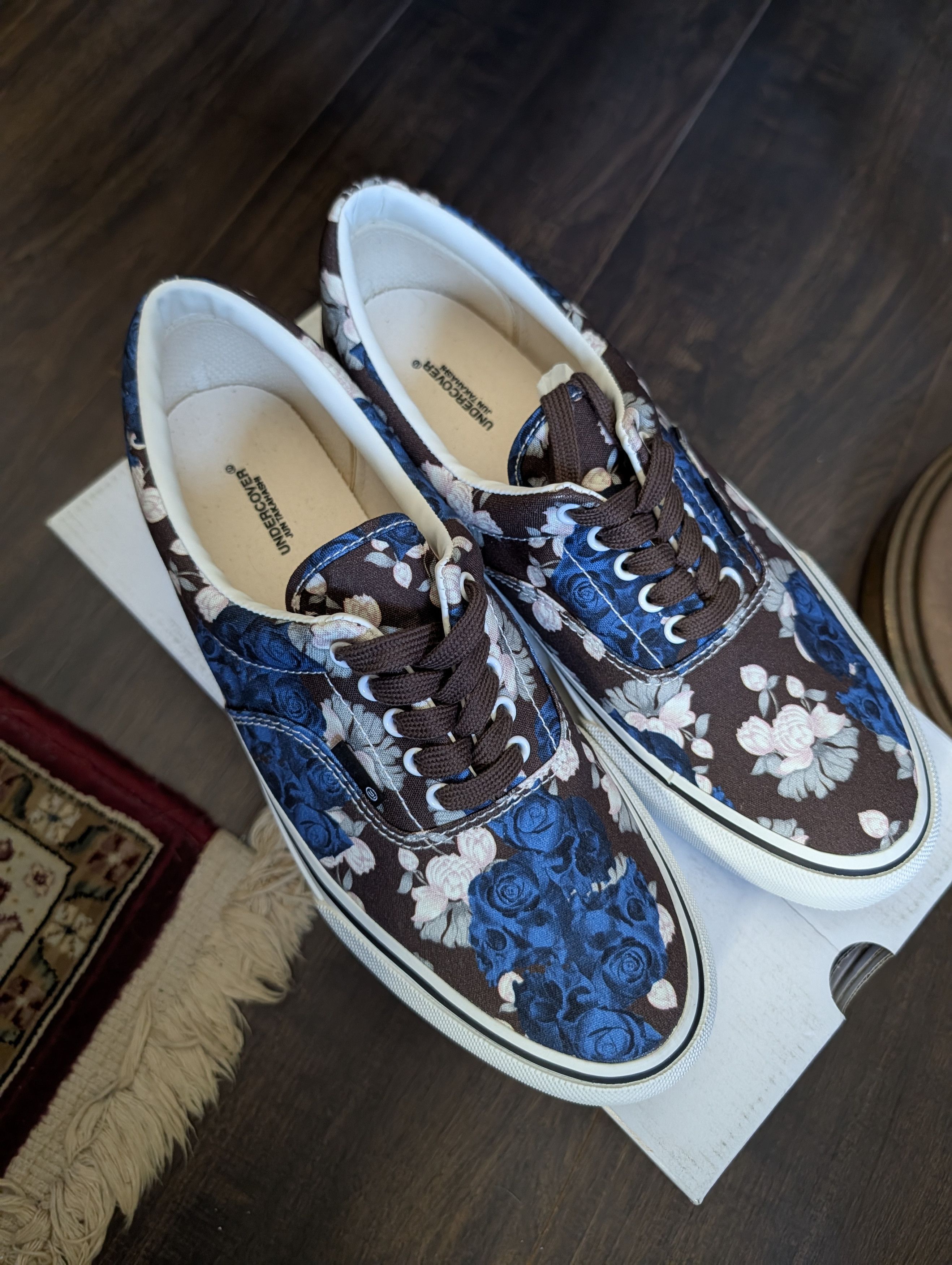 Undercover NEW IN BOX Blue floral low top mainline sneakers sz L Size US 8.5 / EU 41-42 - 12 Thumbnail